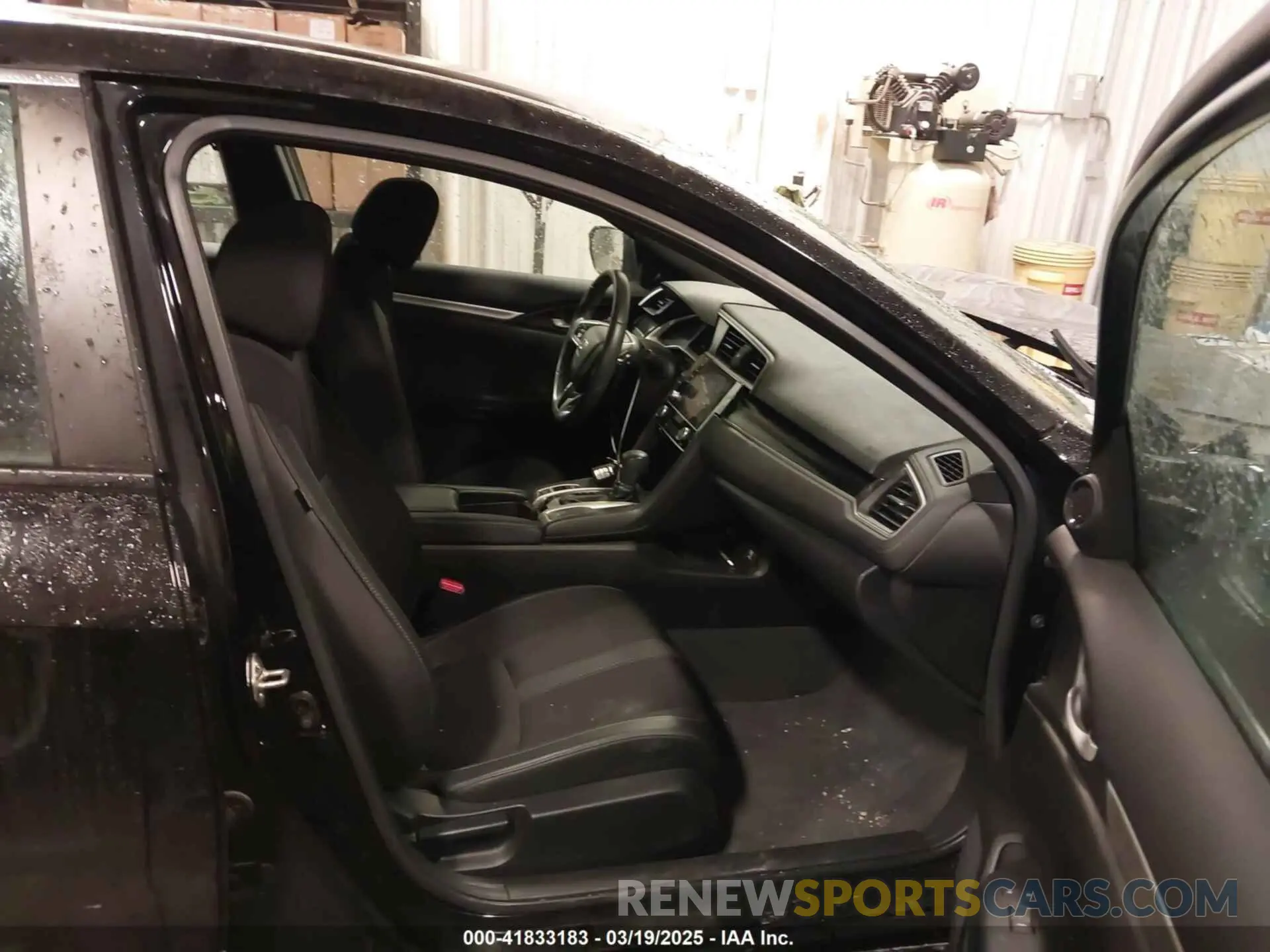5 fotografías del automóvil dañado 2HGFC2F83LH569159 HONDA CIVIC 2020