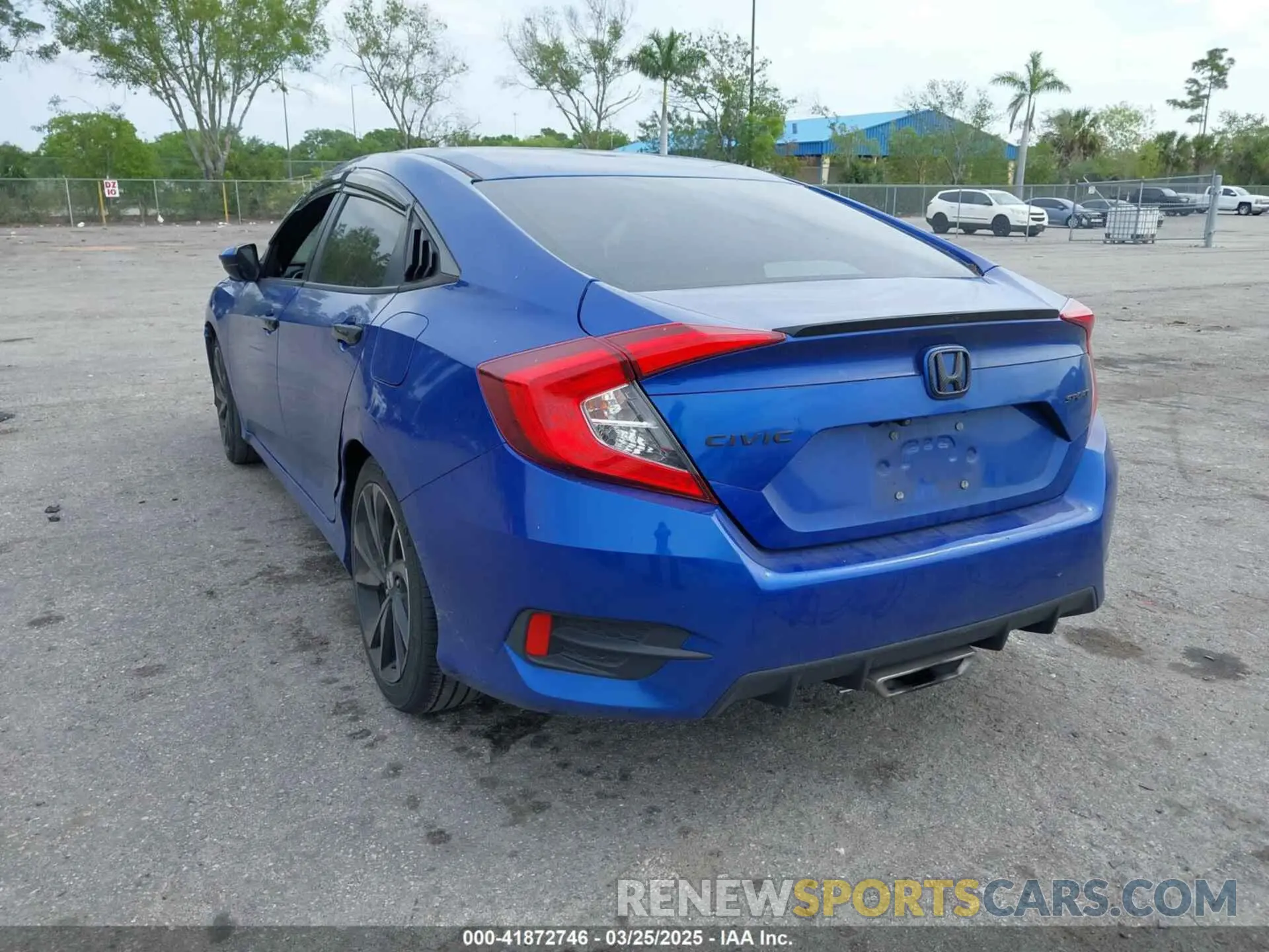 12 fotografías del automóvil dañado 2HGFC2F83LH584521 HONDA CIVIC 2020