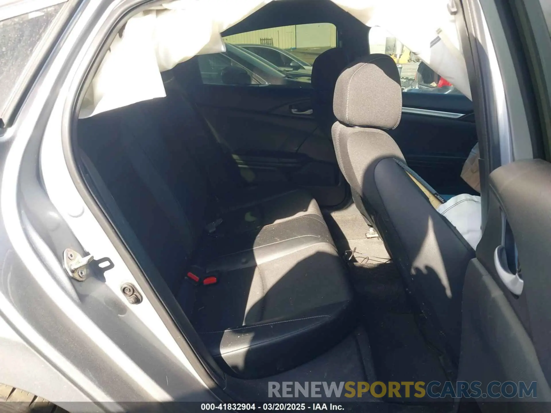 8 fotografías del automóvil dañado 2HGFC2F83LH584955 HONDA CIVIC 2020