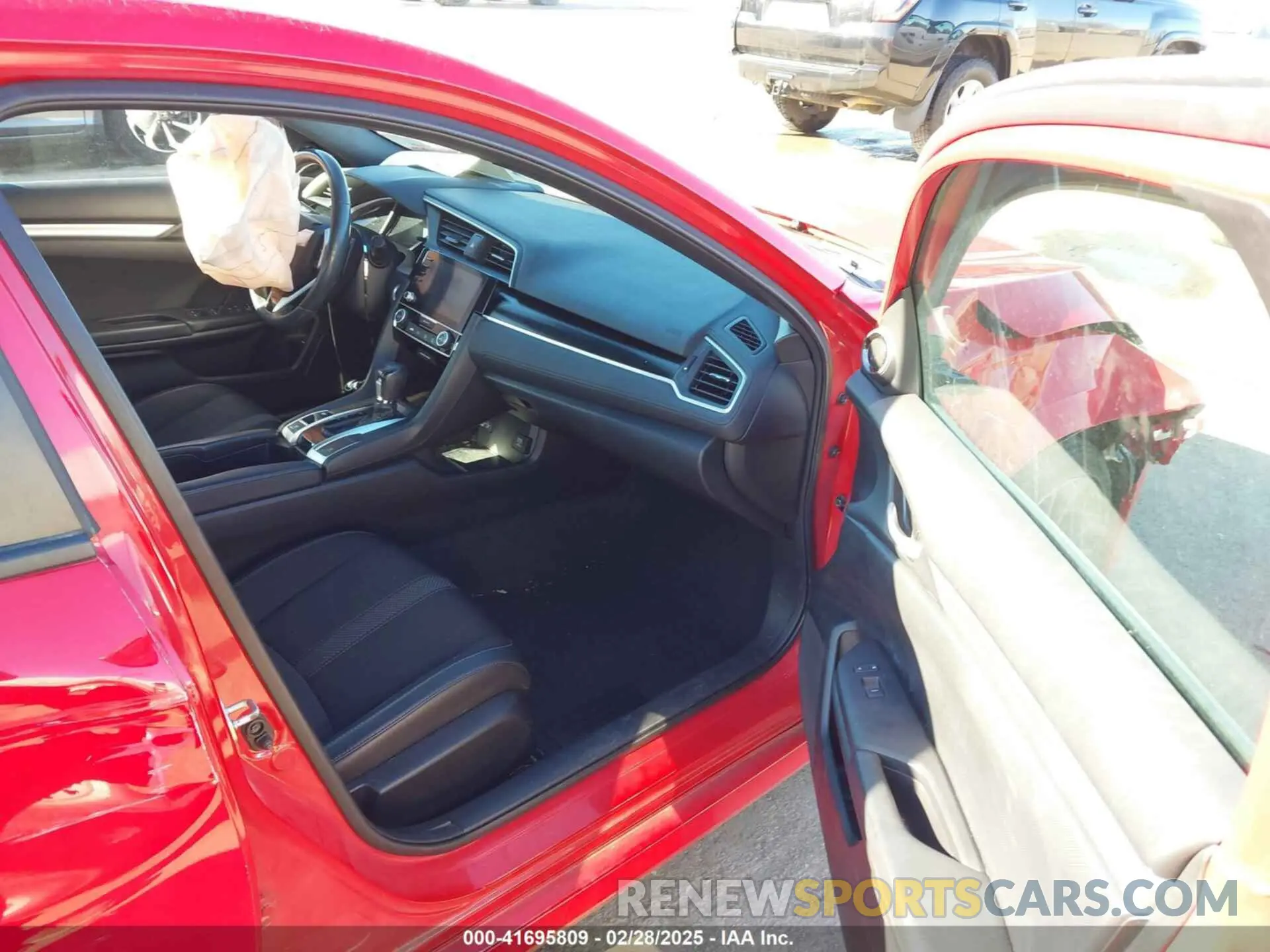 5 fotografías del automóvil dañado 2HGFC2F84LH568148 HONDA CIVIC 2020