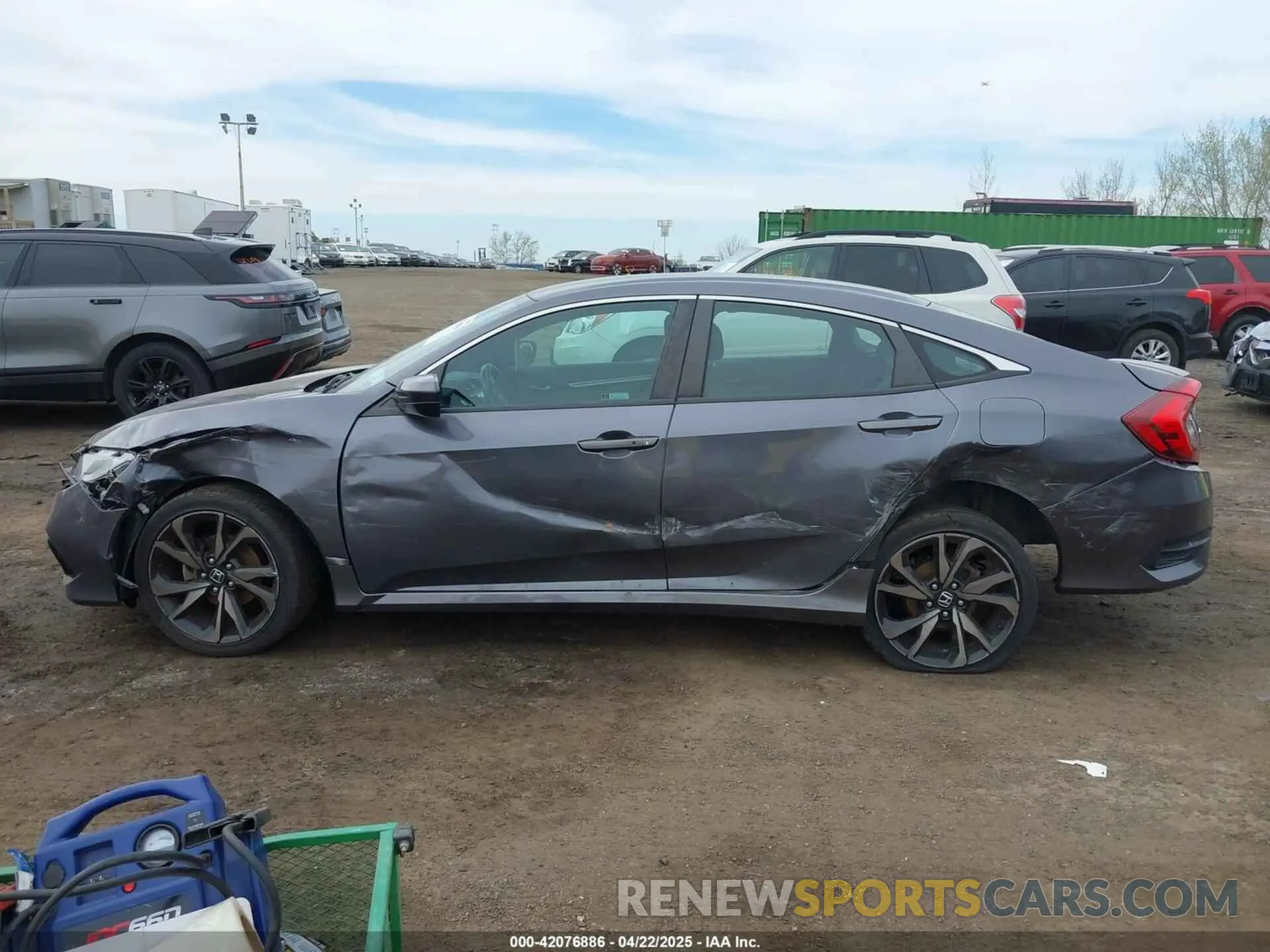 14 fotografías del automóvil dañado 2HGFC2F84LH571051 HONDA CIVIC 2020