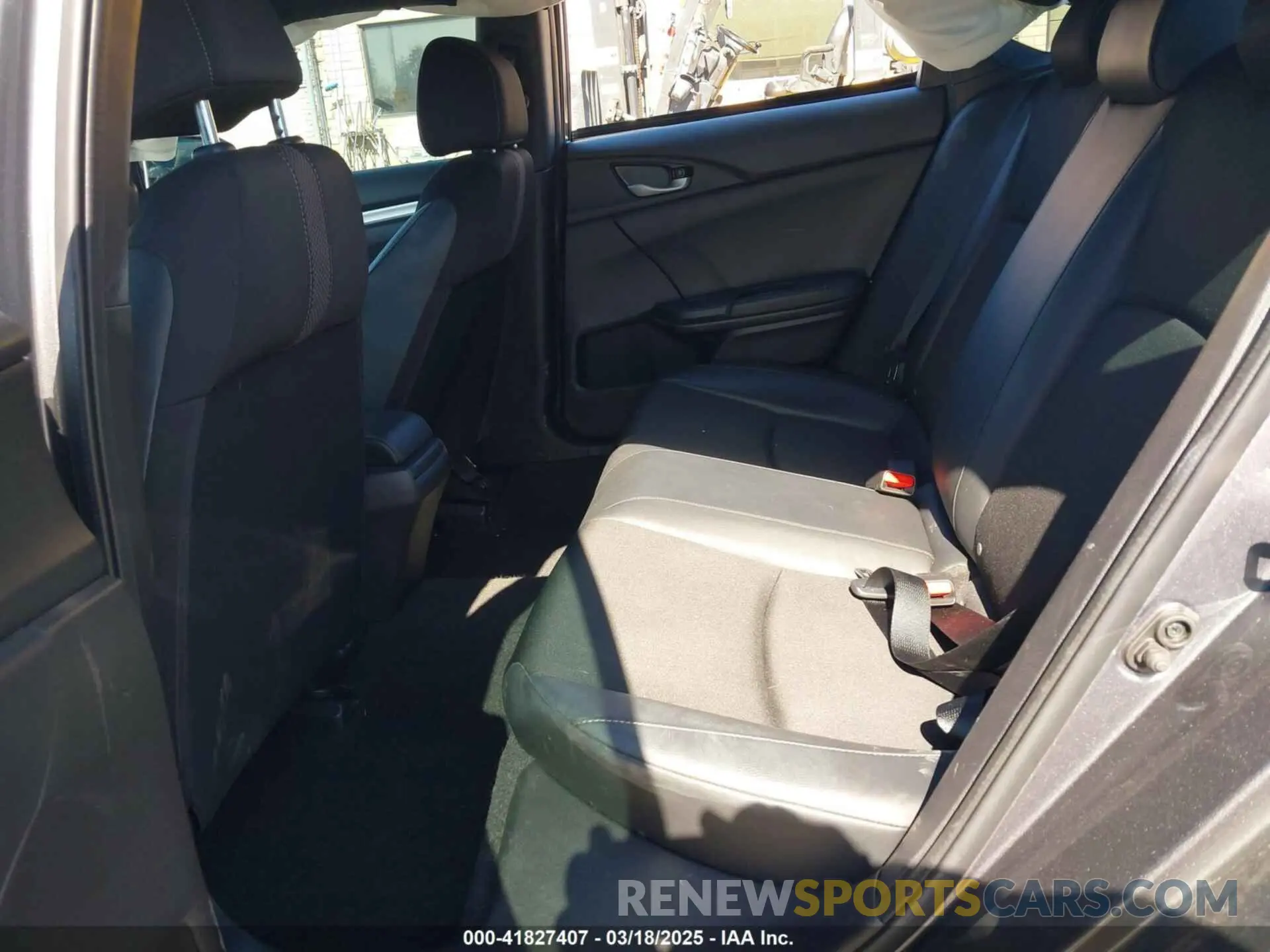 8 fotografías del automóvil dañado 2HGFC2F85LH567560 HONDA CIVIC 2020