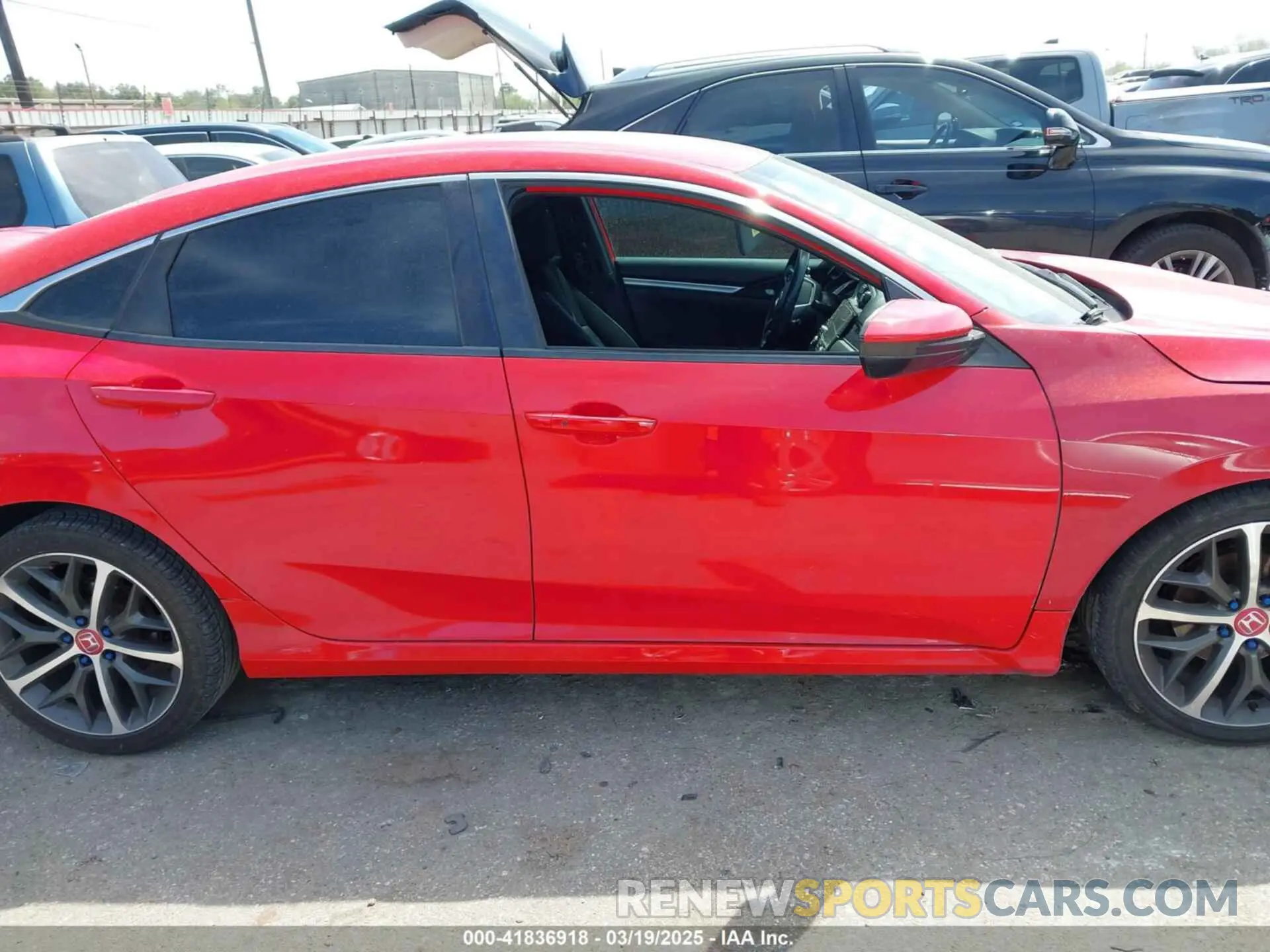 12 fotografías del automóvil dañado 2HGFC2F87LH586109 HONDA CIVIC 2020