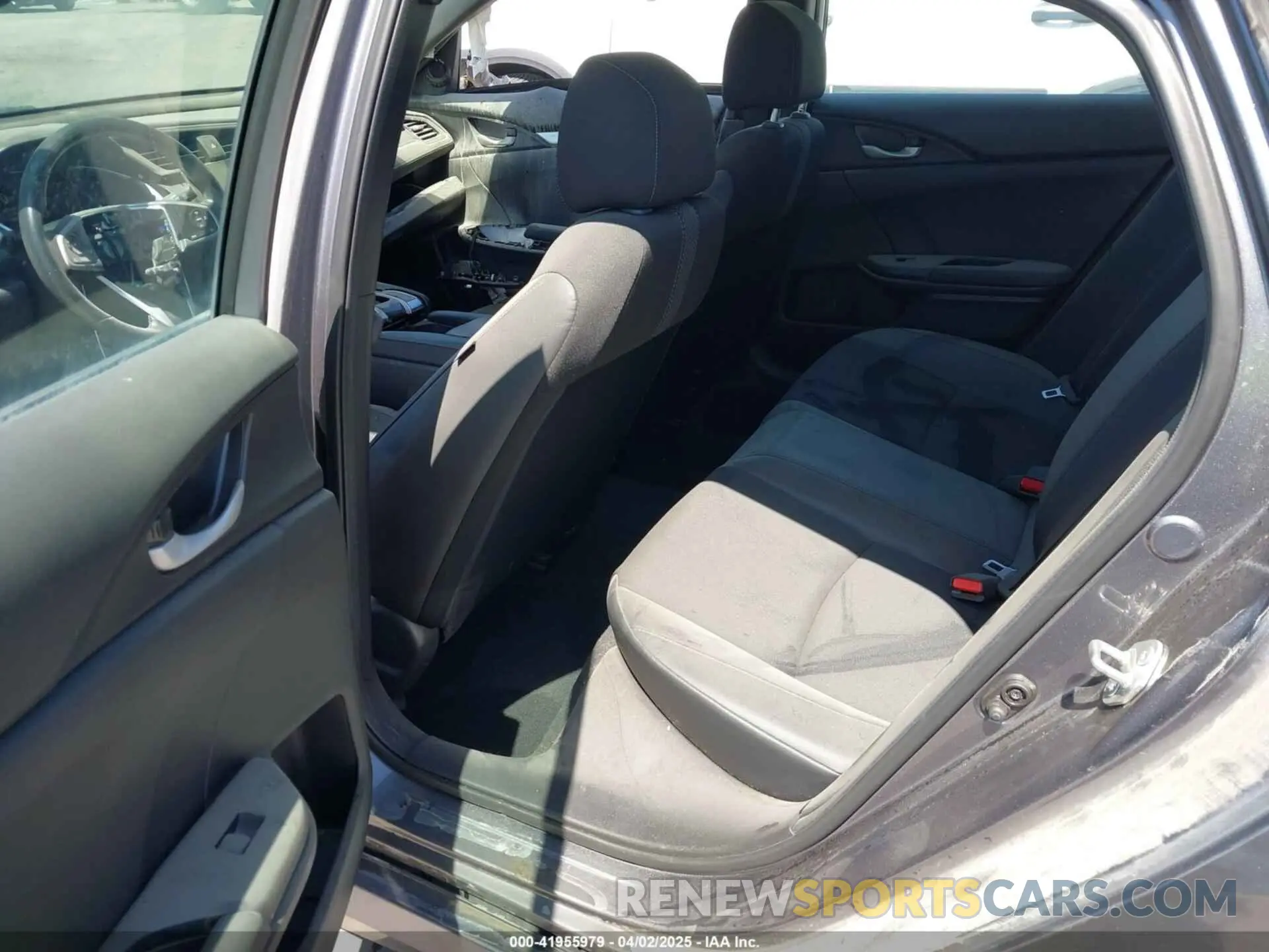 8 fotografías del automóvil dañado 2HGFC2F88LH558707 HONDA CIVIC 2020