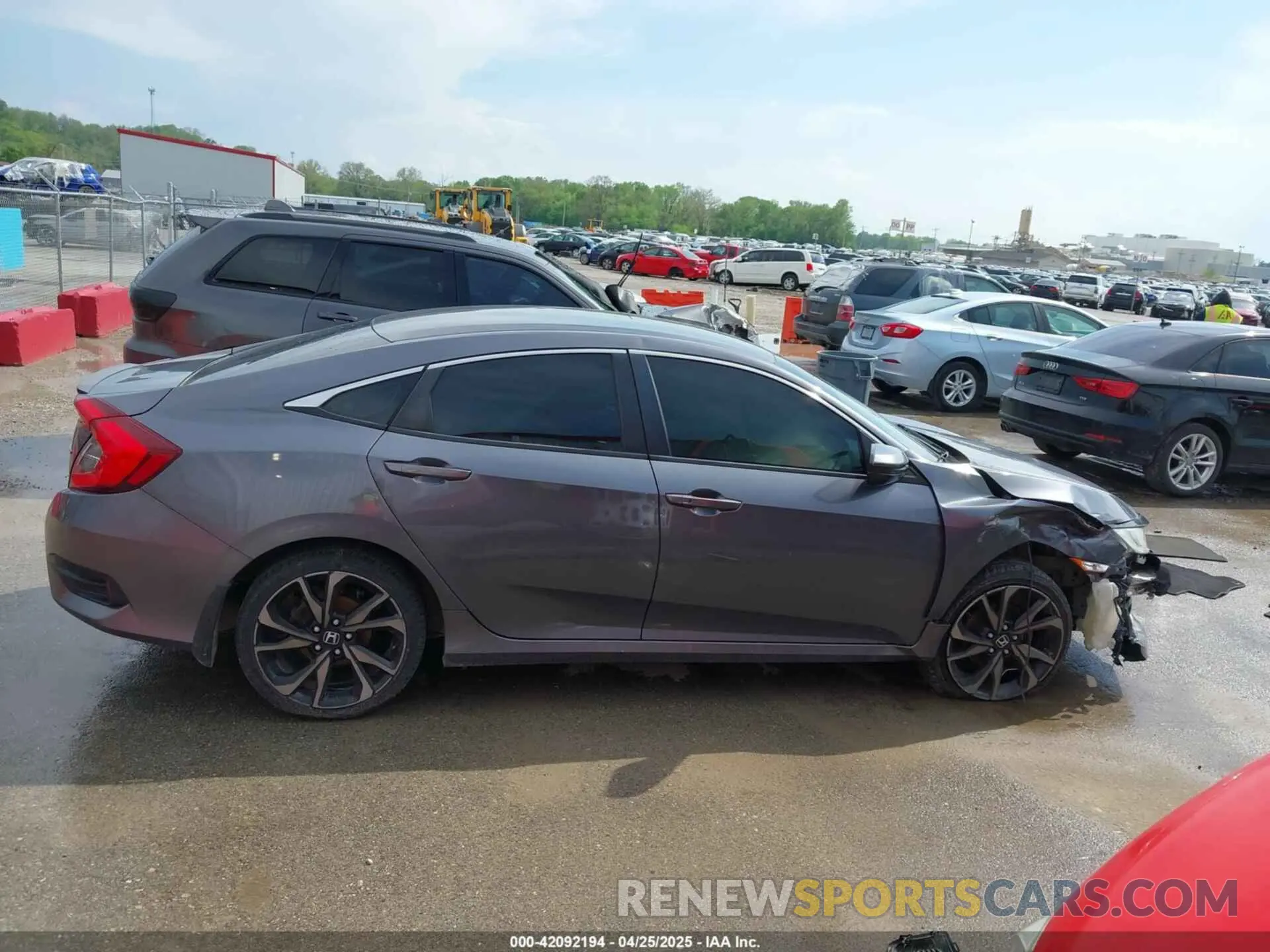 13 fotografías del automóvil dañado 2HGFC2F89LH531726 HONDA CIVIC 2020