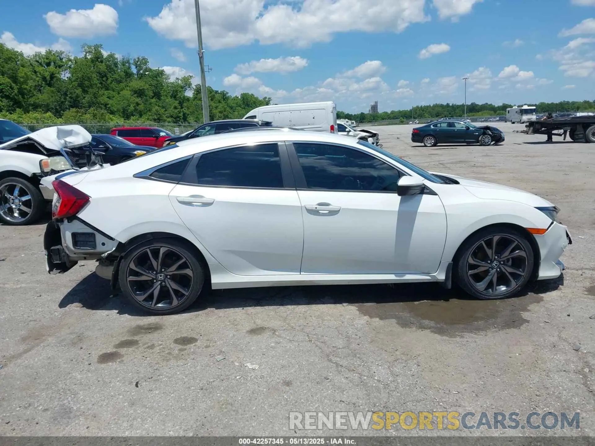 13 fotografías del automóvil dañado 2HGFC2F89LH556674 HONDA CIVIC 2020