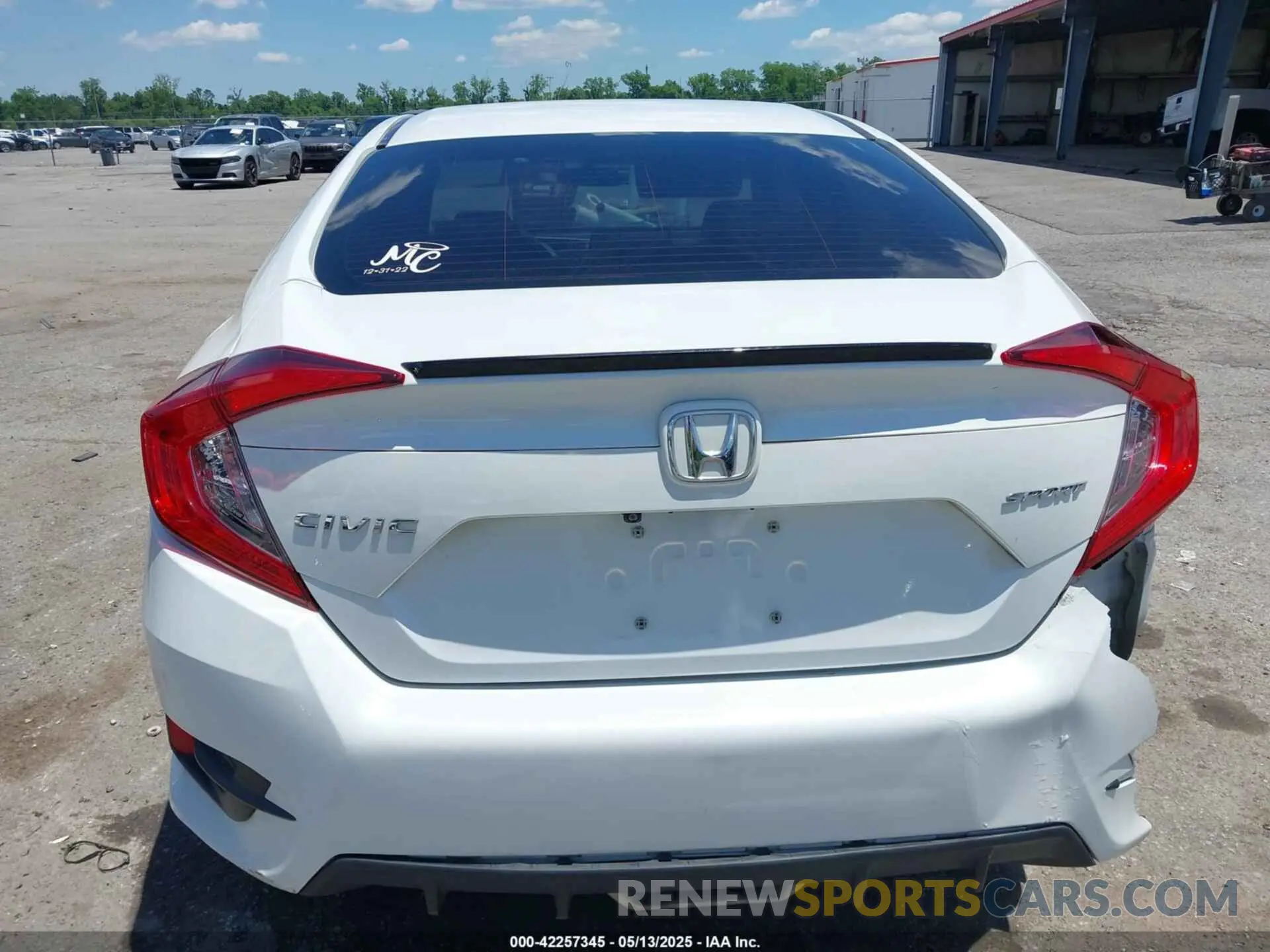 16 fotografías del automóvil dañado 2HGFC2F89LH556674 HONDA CIVIC 2020