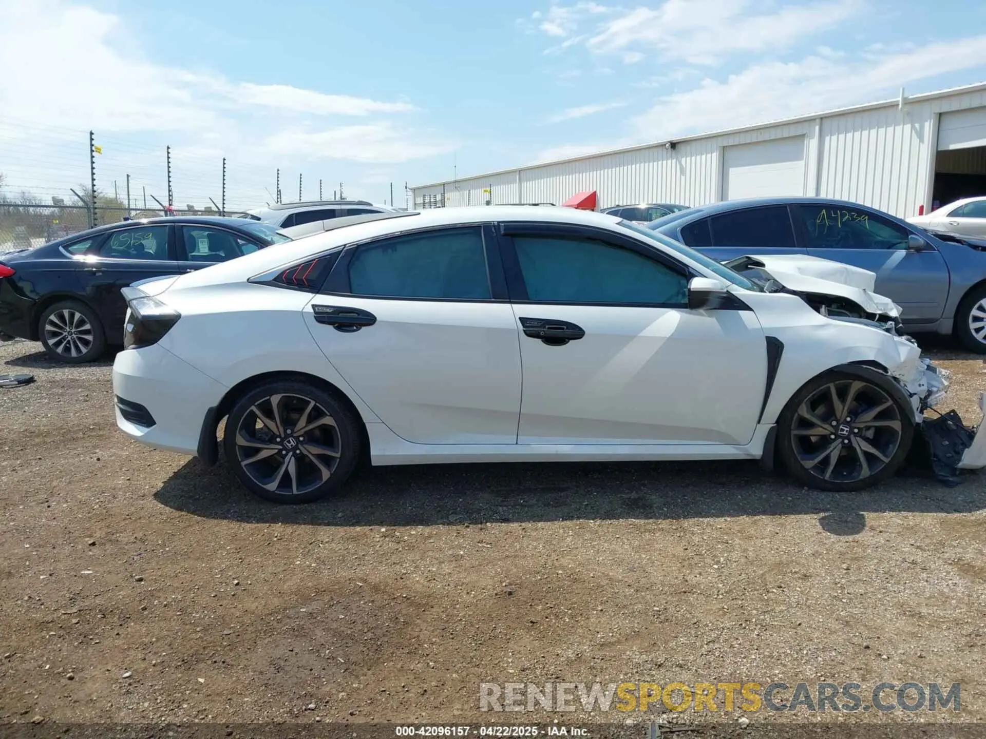 13 fotografías del automóvil dañado 2HGFC2F89LH584314 HONDA CIVIC 2020