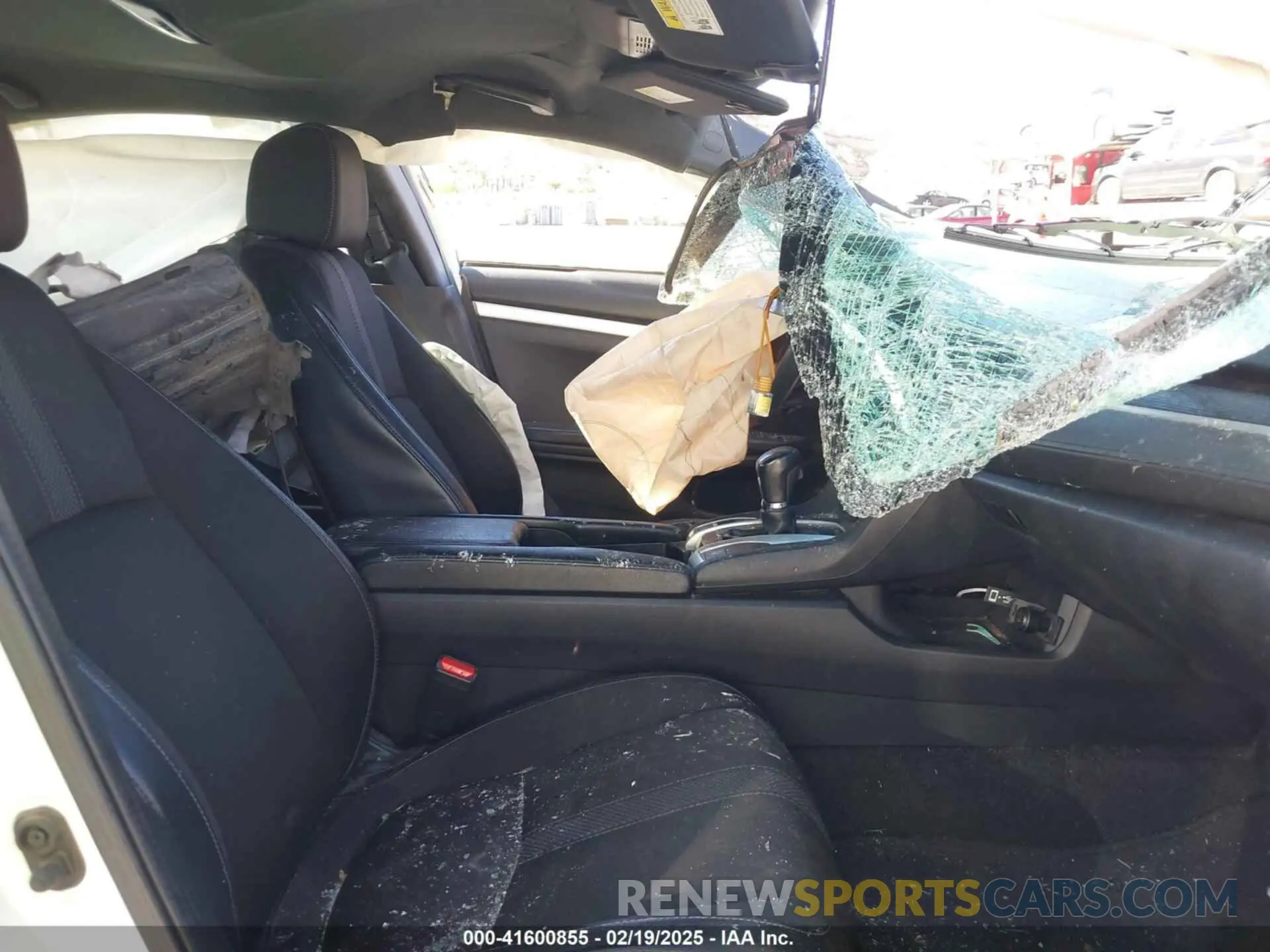 5 fotografías del automóvil dañado 2HGFC2F8XLH524641 HONDA CIVIC 2020