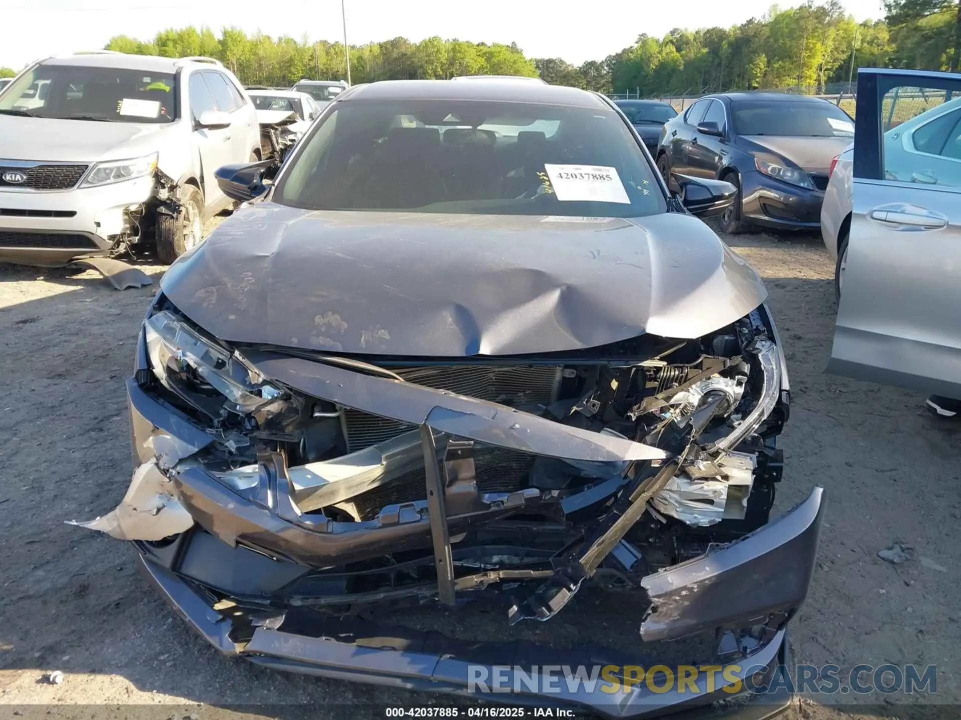 12 fotografías del automóvil dañado 2HGFC2F8XLH531749 HONDA CIVIC 2020