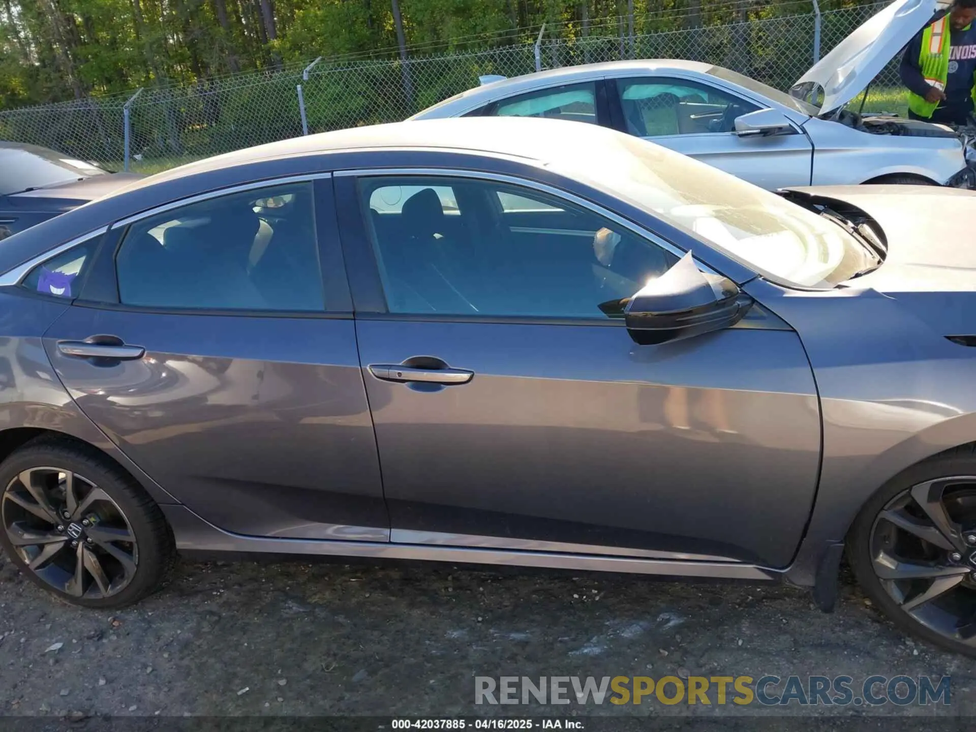 13 fotografías del automóvil dañado 2HGFC2F8XLH531749 HONDA CIVIC 2020
