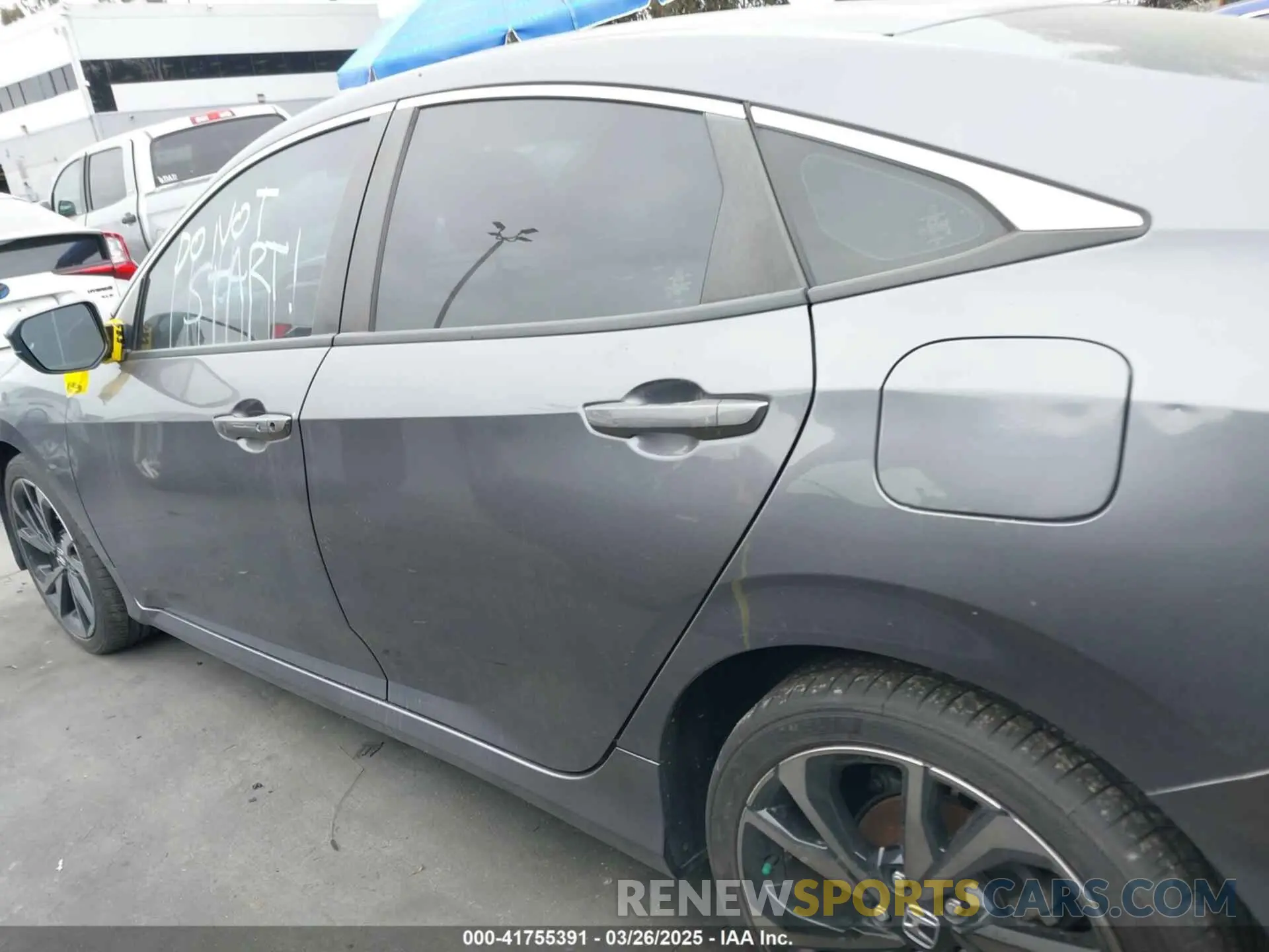 14 fotografías del automóvil dañado 2HGFC2F8XLH542265 HONDA CIVIC 2020