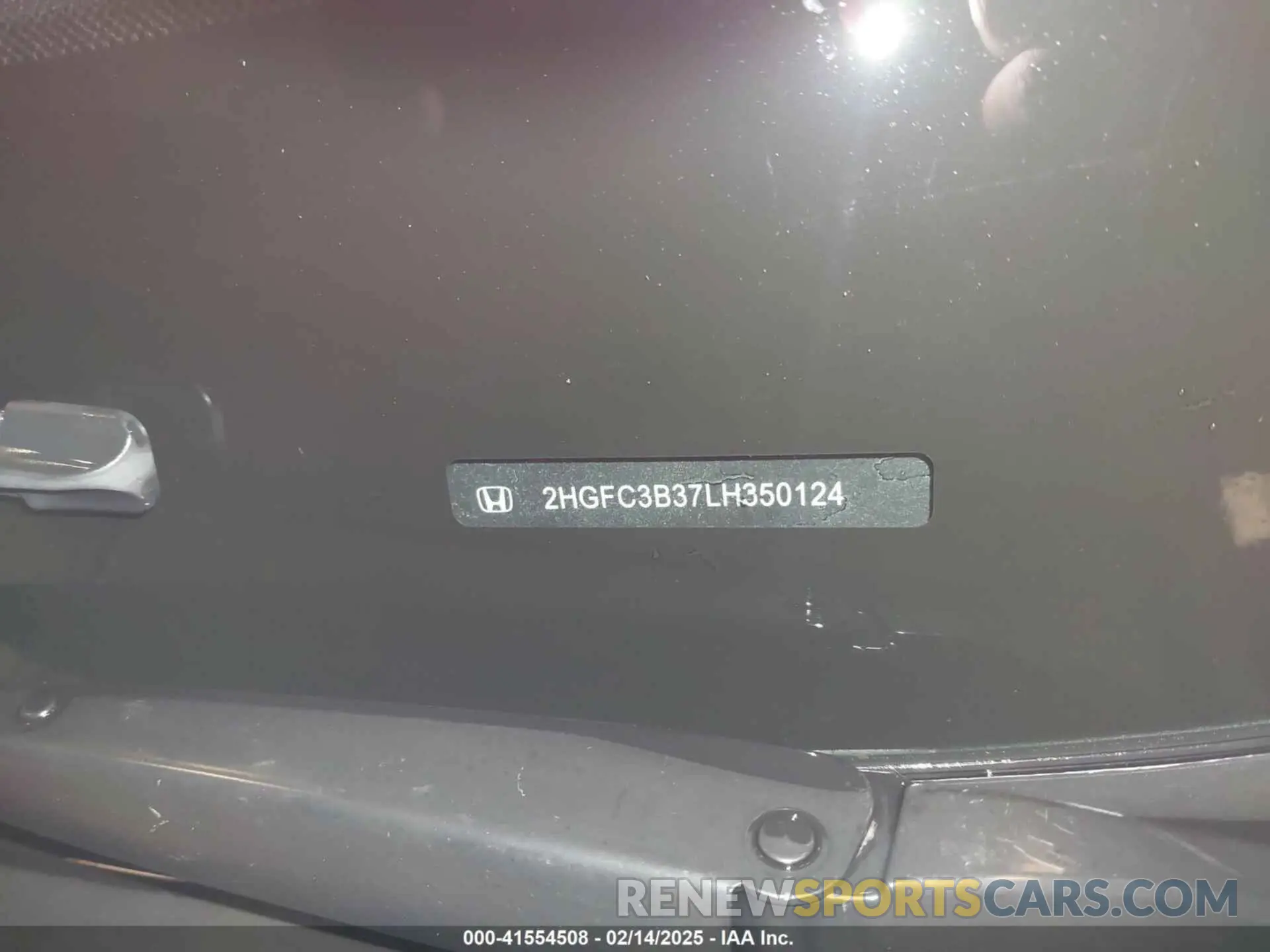 9 fotografías del automóvil dañado 2HGFC3B37LH350124 HONDA CIVIC 2020