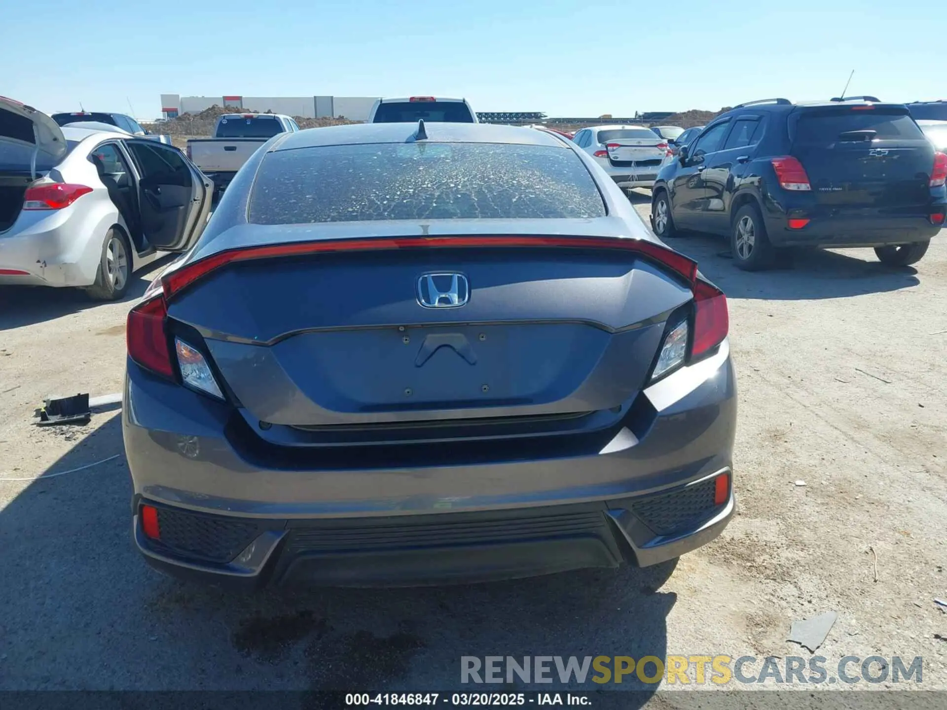 16 fotografías del automóvil dañado 2HGFC3B37LH351824 HONDA CIVIC 2020
