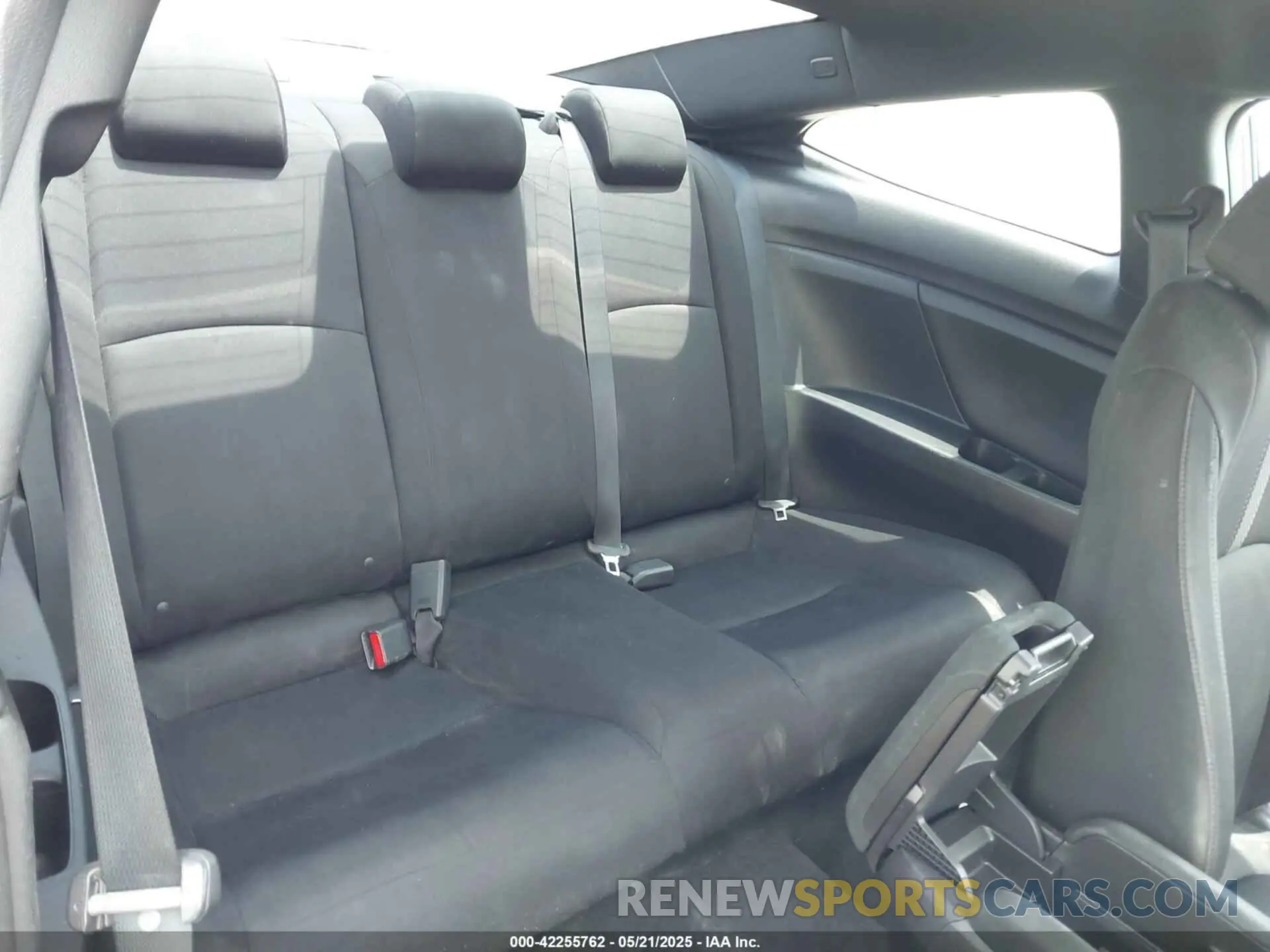 8 fotografías del automóvil dañado 2HGFC4B67LH302896 HONDA CIVIC 2020