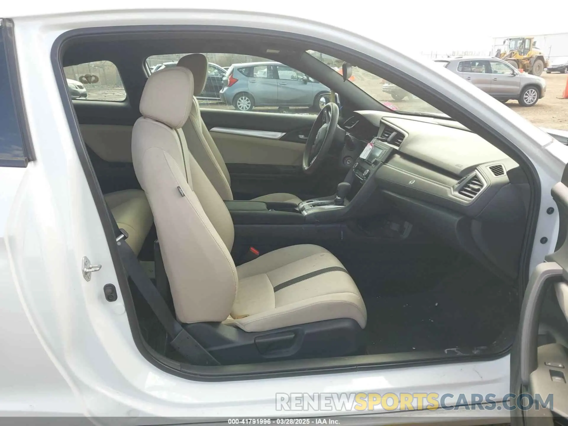 5 fotografías del automóvil dañado 2HGFC4B67LH305295 HONDA CIVIC 2020