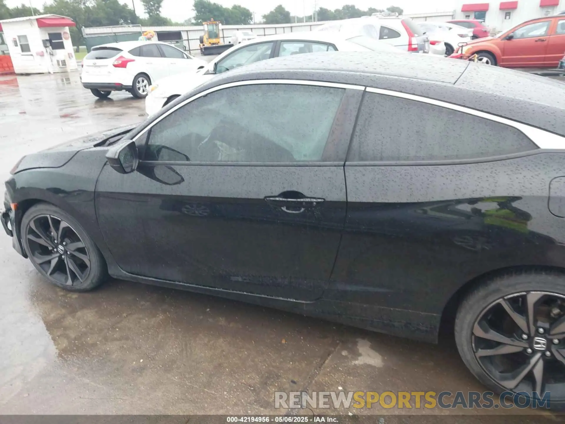 14 fotografías del automóvil dañado 2HGFC4B83LH300015 HONDA CIVIC 2020
