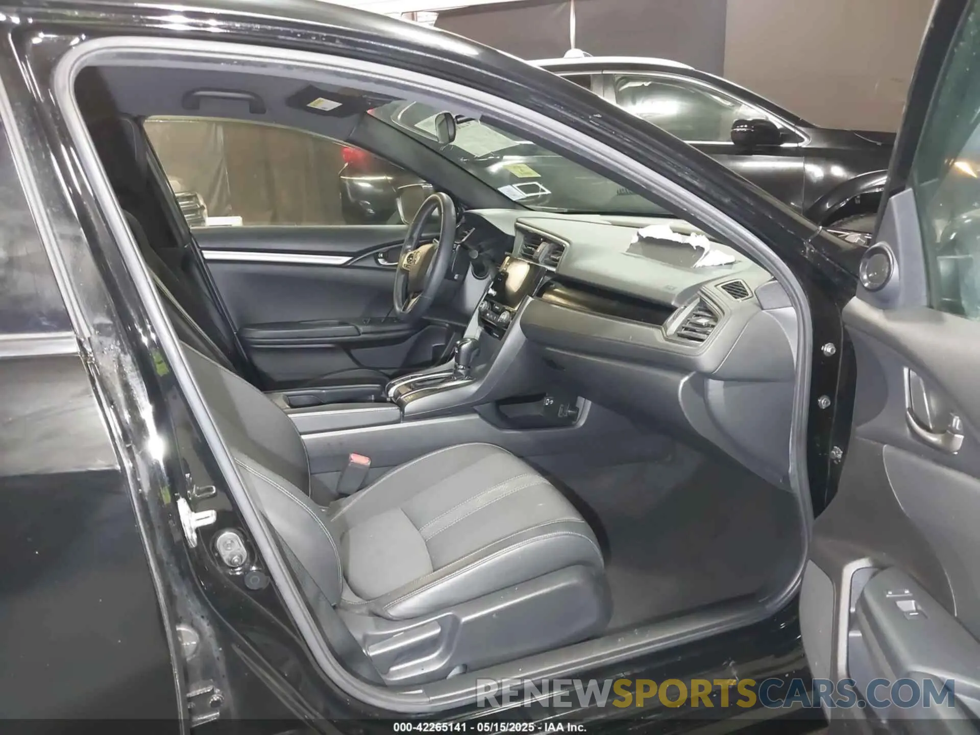 5 fotografías del automóvil dañado SHHFK7H44LU414732 HONDA CIVIC 2020