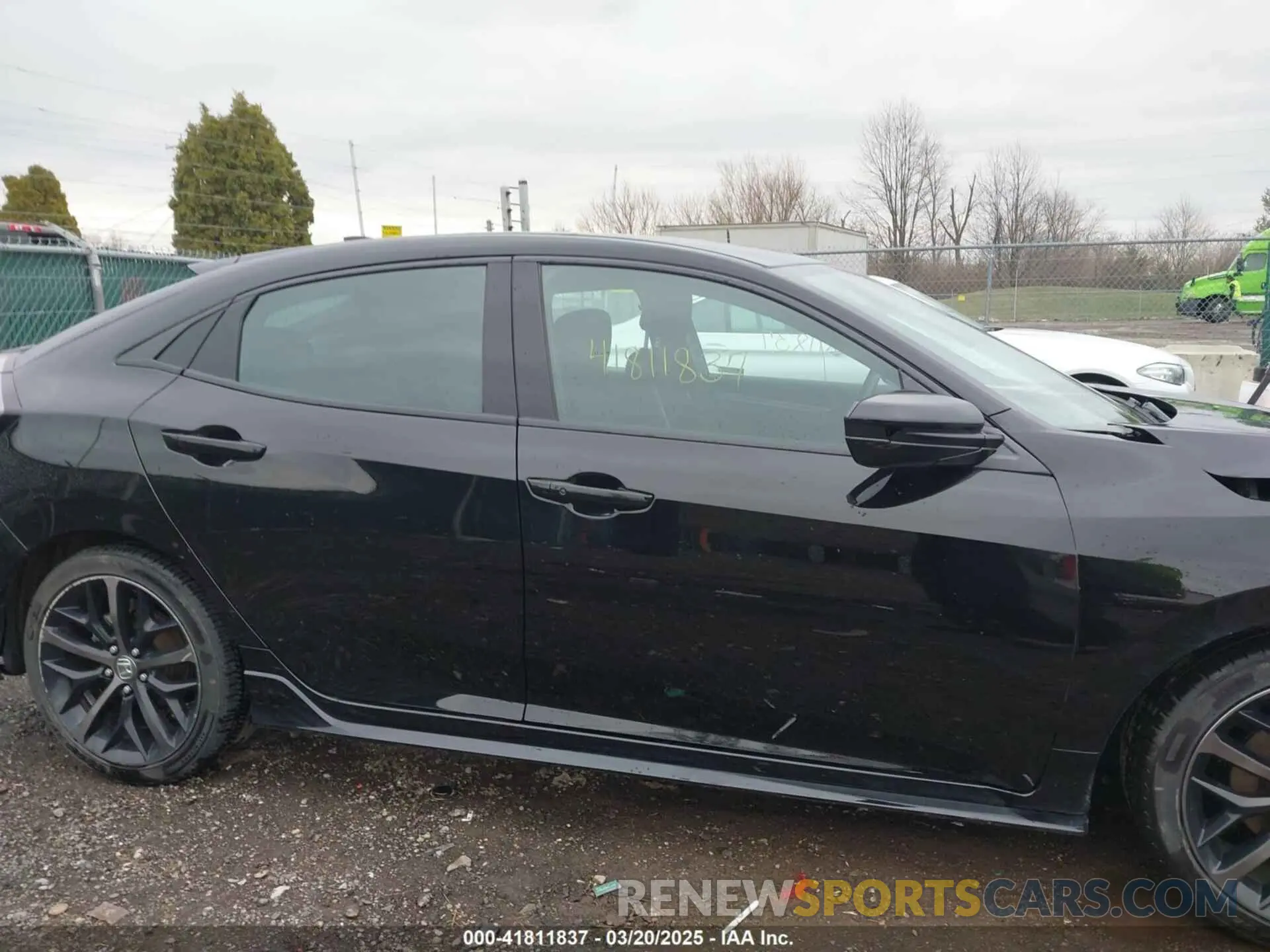 14 fotografías del automóvil dañado SHHFK7H47LU201211 HONDA CIVIC 2020
