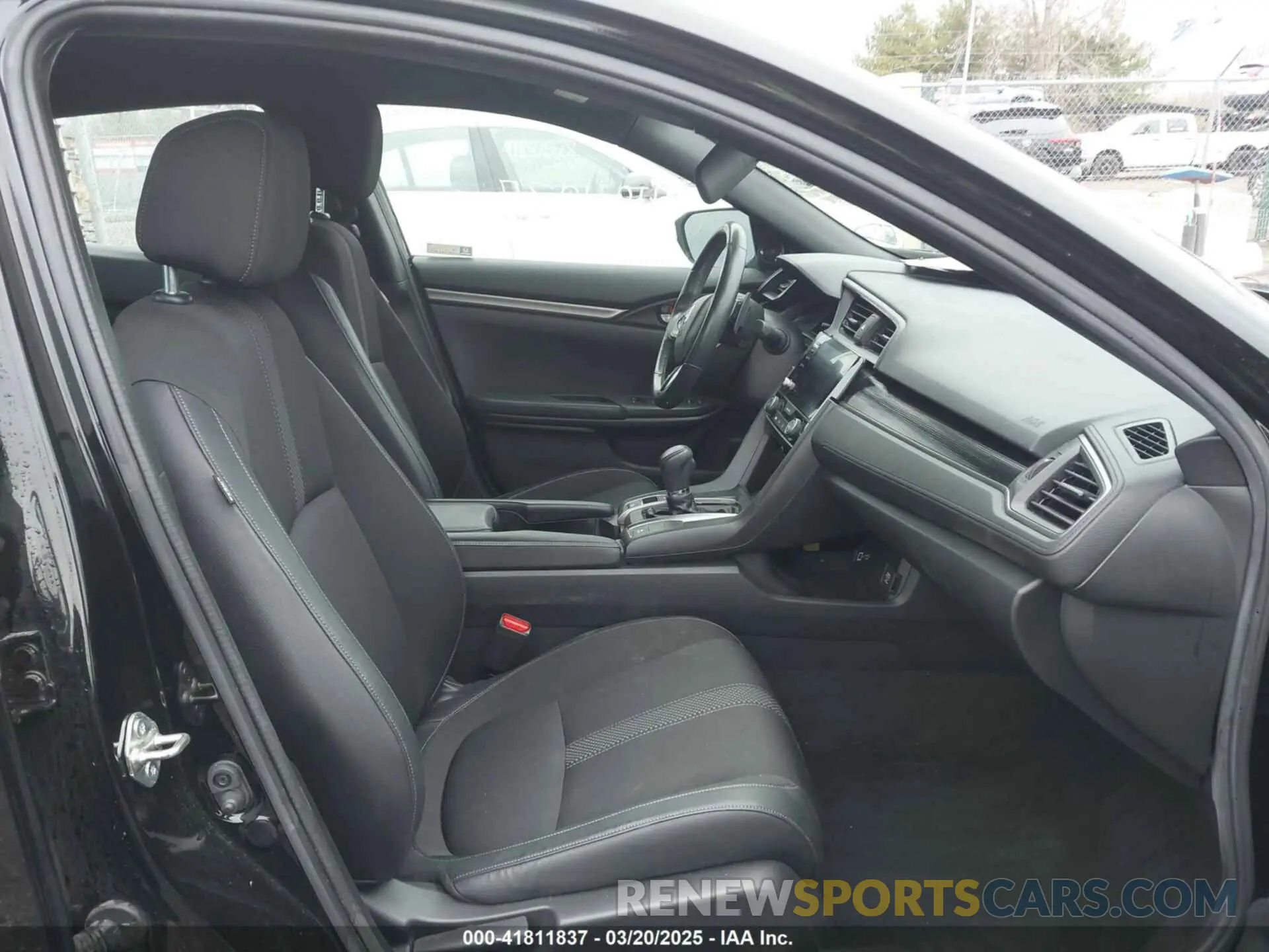 5 fotografías del automóvil dañado SHHFK7H47LU201211 HONDA CIVIC 2020