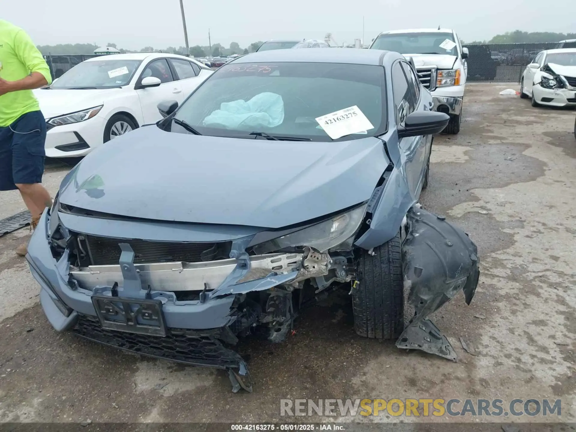 2 fotografías del automóvil dañado SHHFK7H47LU211785 HONDA CIVIC 2020