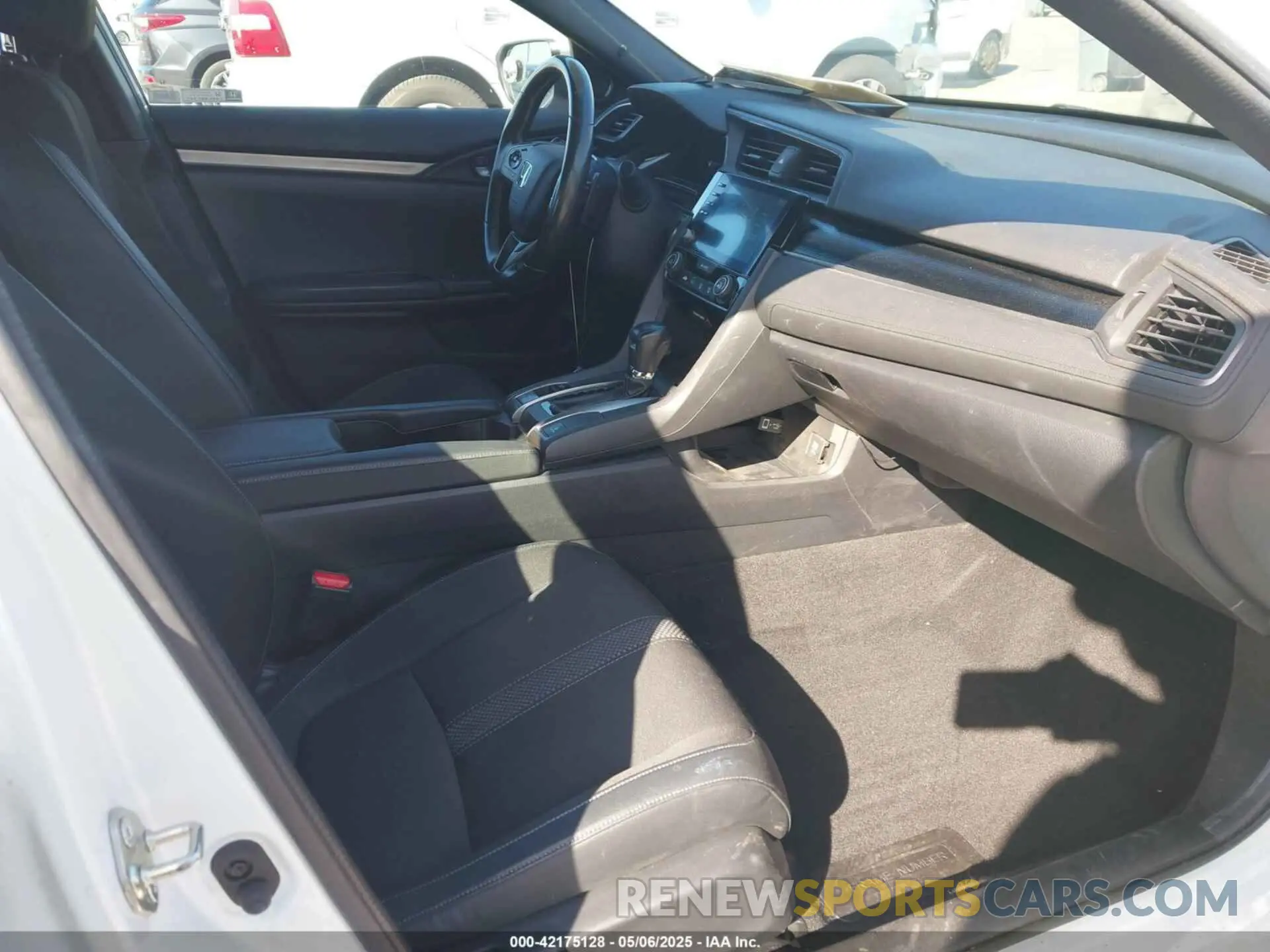 5 fotografías del automóvil dañado SHHFK7H47LU419164 HONDA CIVIC 2020