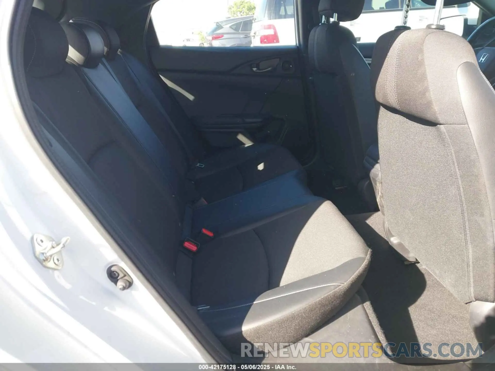 8 fotografías del automóvil dañado SHHFK7H47LU419164 HONDA CIVIC 2020