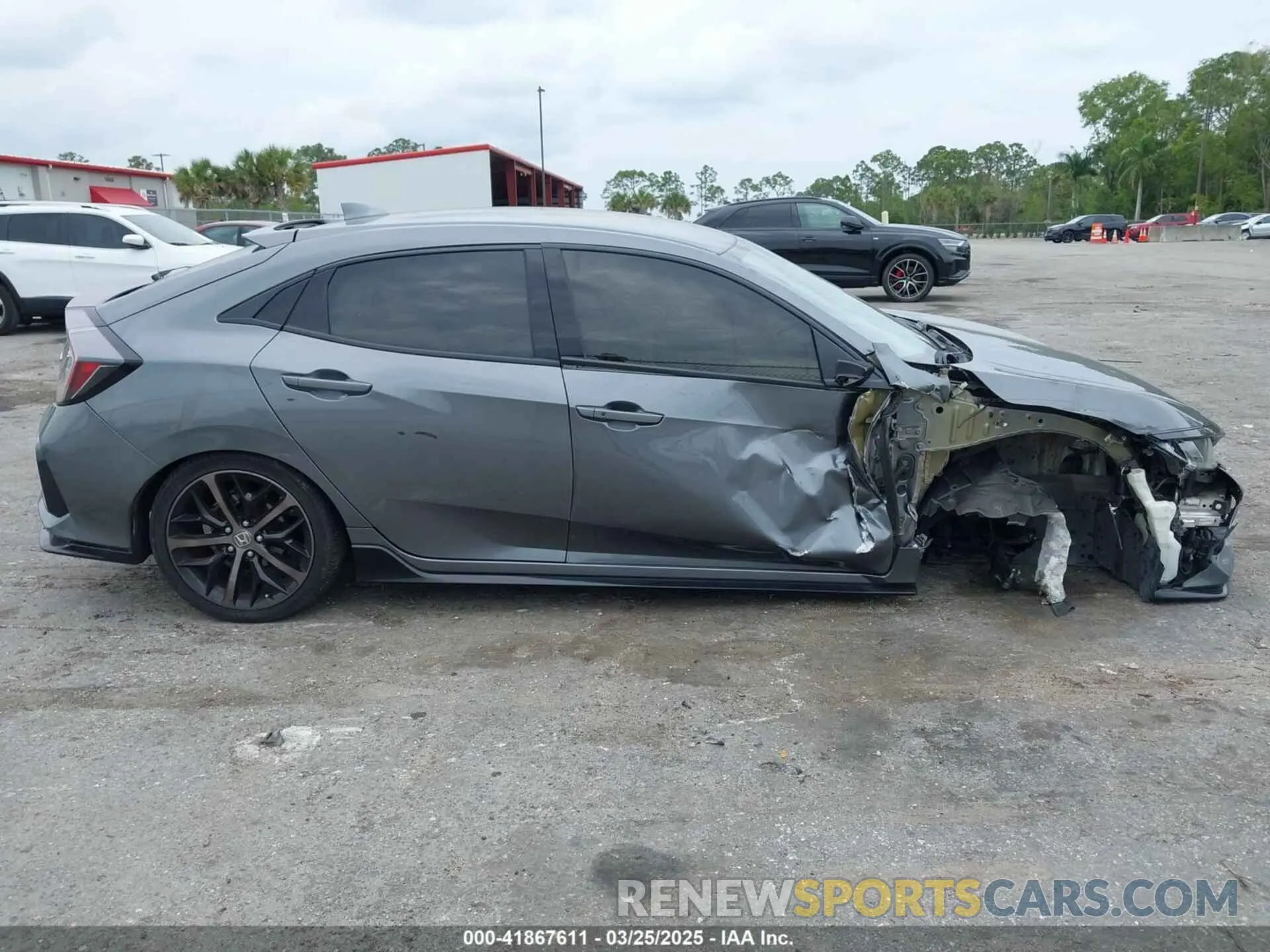 14 fotografías del automóvil dañado SHHFK7H49LU221721 HONDA CIVIC 2020