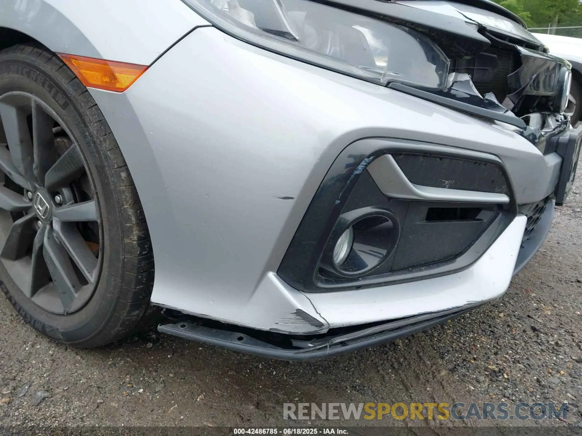 17 fotografías del automóvil dañado SHHFK7H60LU402613 HONDA CIVIC 2020