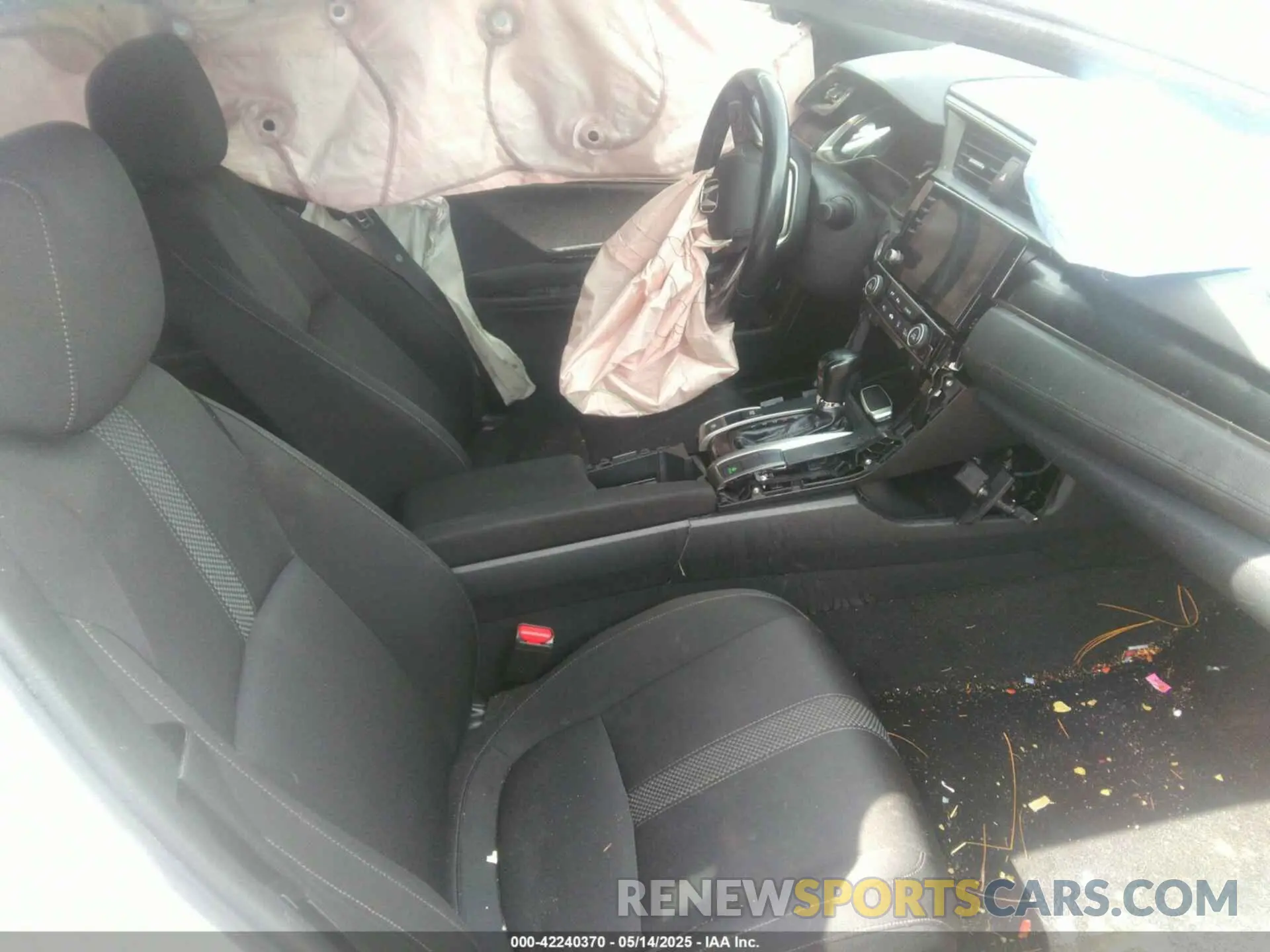 5 fotografías del automóvil dañado SHHFK7H63LU202468 HONDA CIVIC 2020