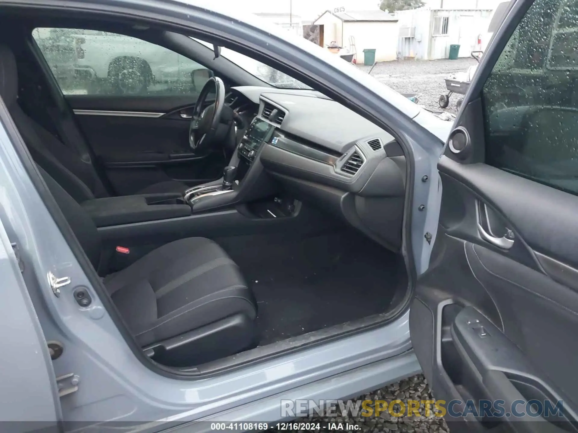 5 fotografías del automóvil dañado SHHFK7H67LU415228 HONDA CIVIC 2020