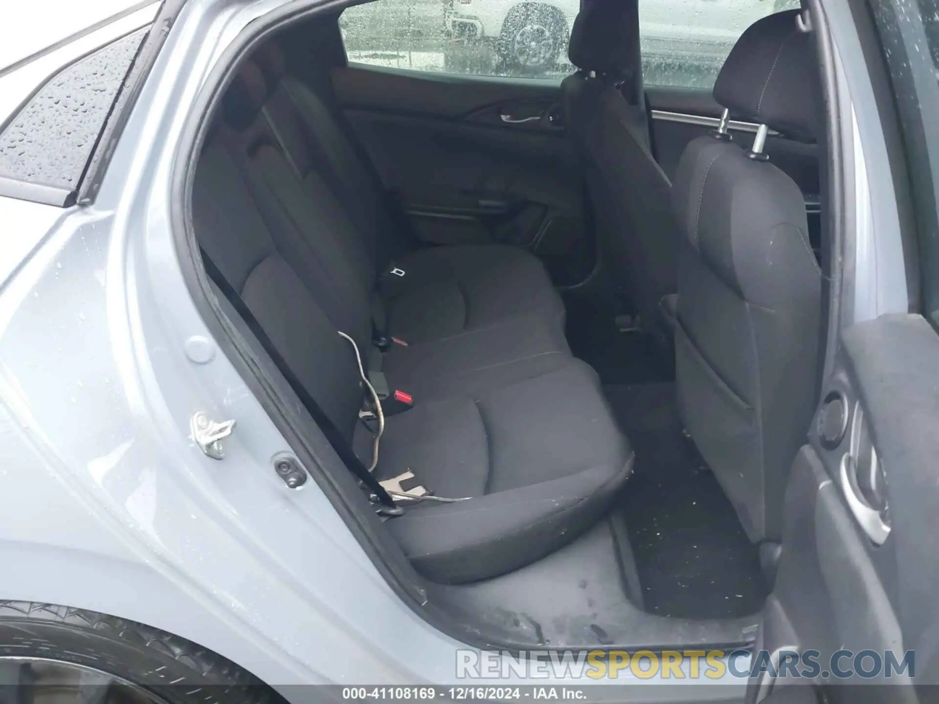 8 fotografías del automóvil dañado SHHFK7H67LU415228 HONDA CIVIC 2020