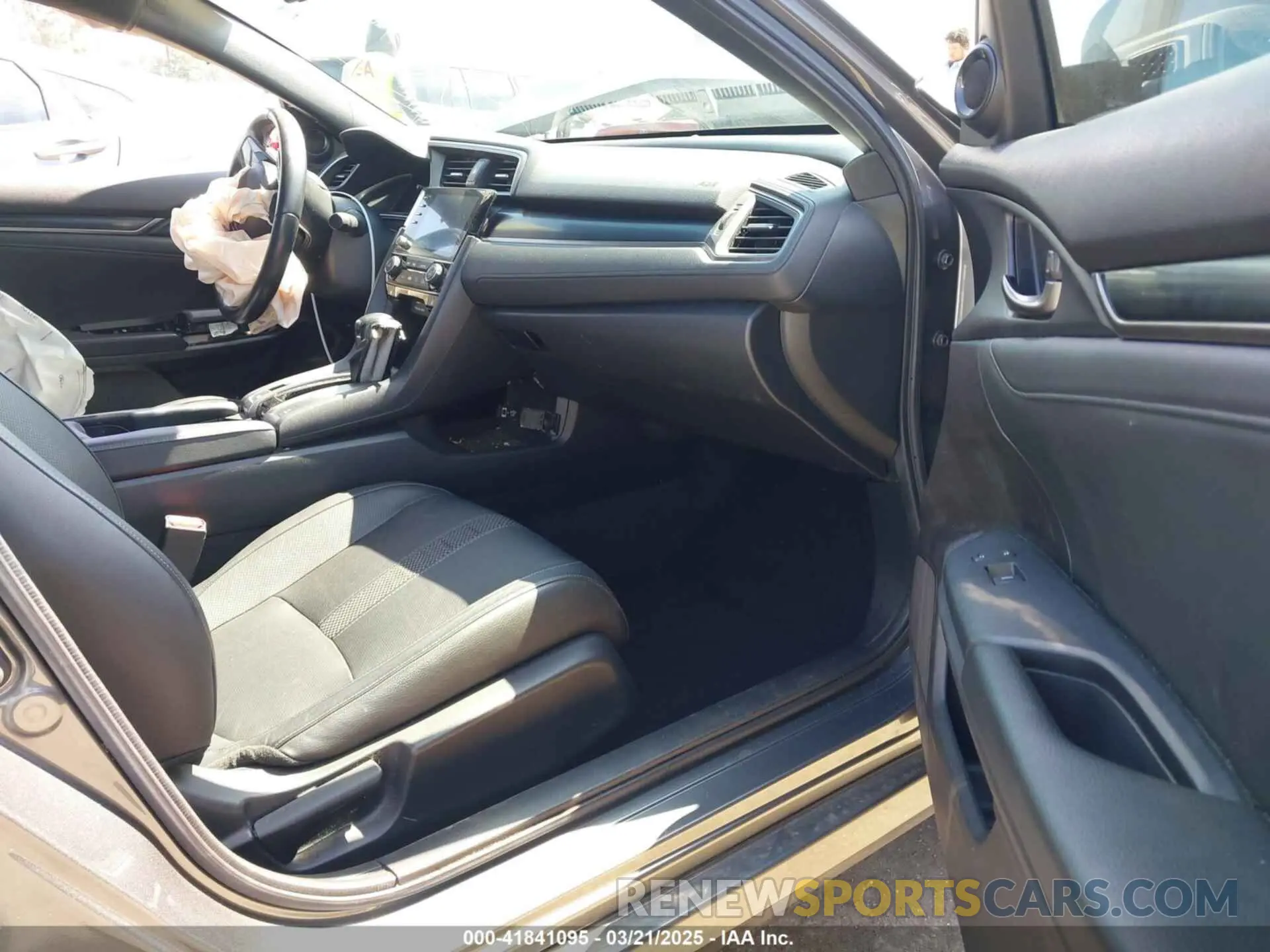 5 fotografías del automóvil dañado SHHFK7H80LU416318 HONDA CIVIC 2020