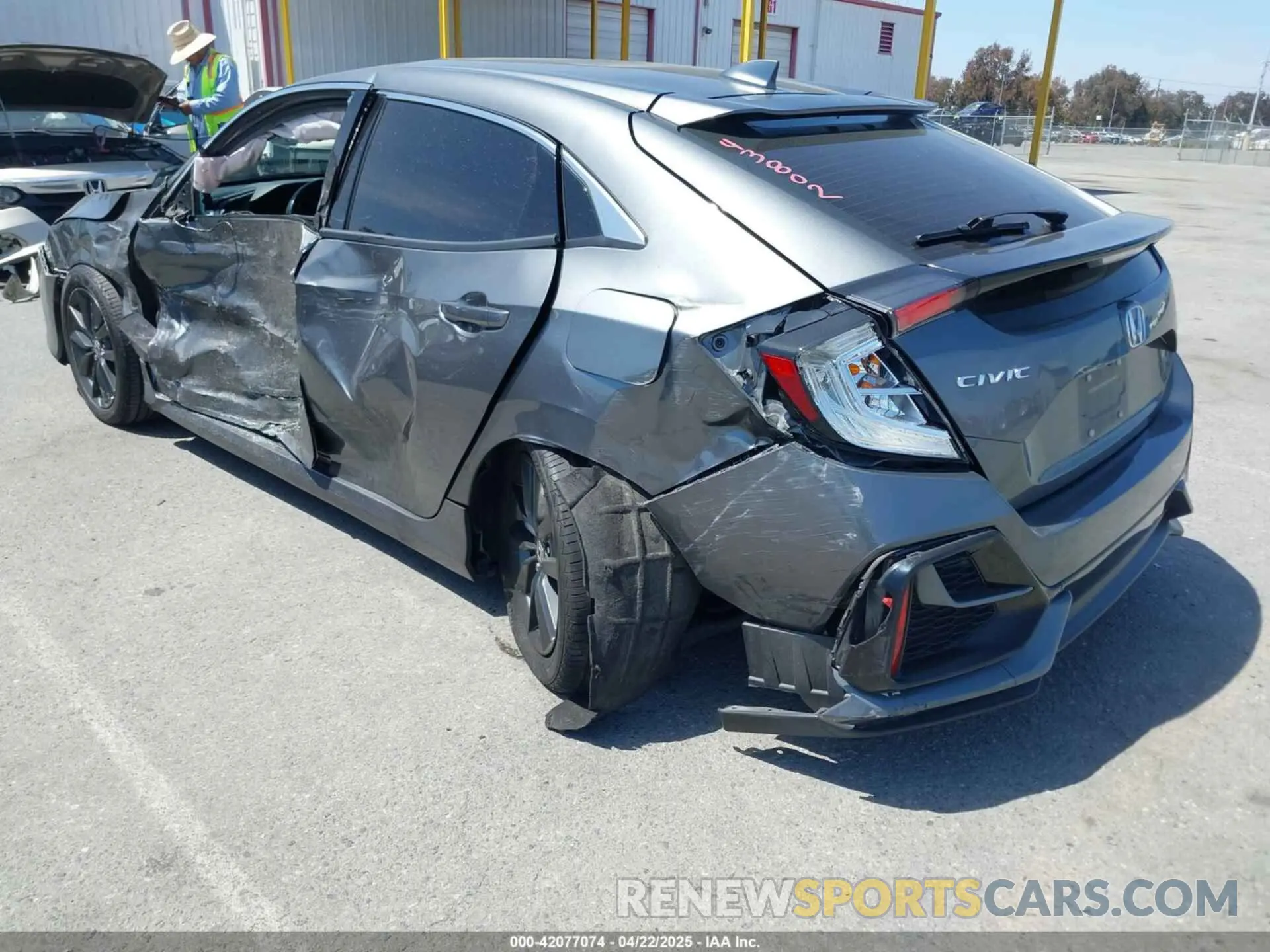 3 fotografías del automóvil dañado SHHFK7H88LU414008 HONDA CIVIC 2020