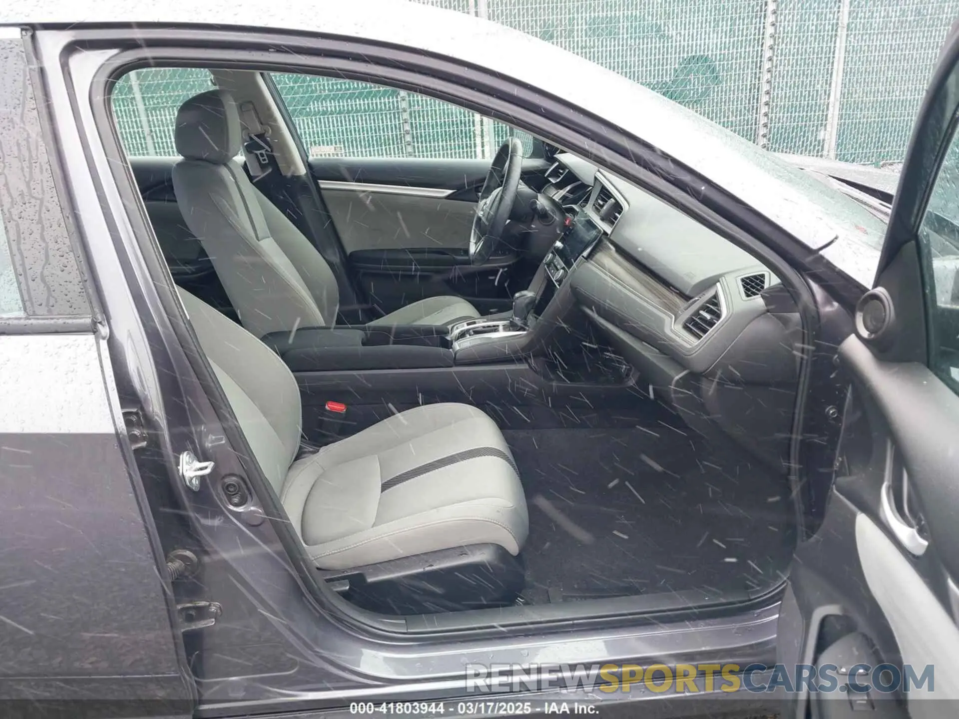 5 fotografías del automóvil dañado 19XFC1F30ME012509 HONDA CIVIC 2021