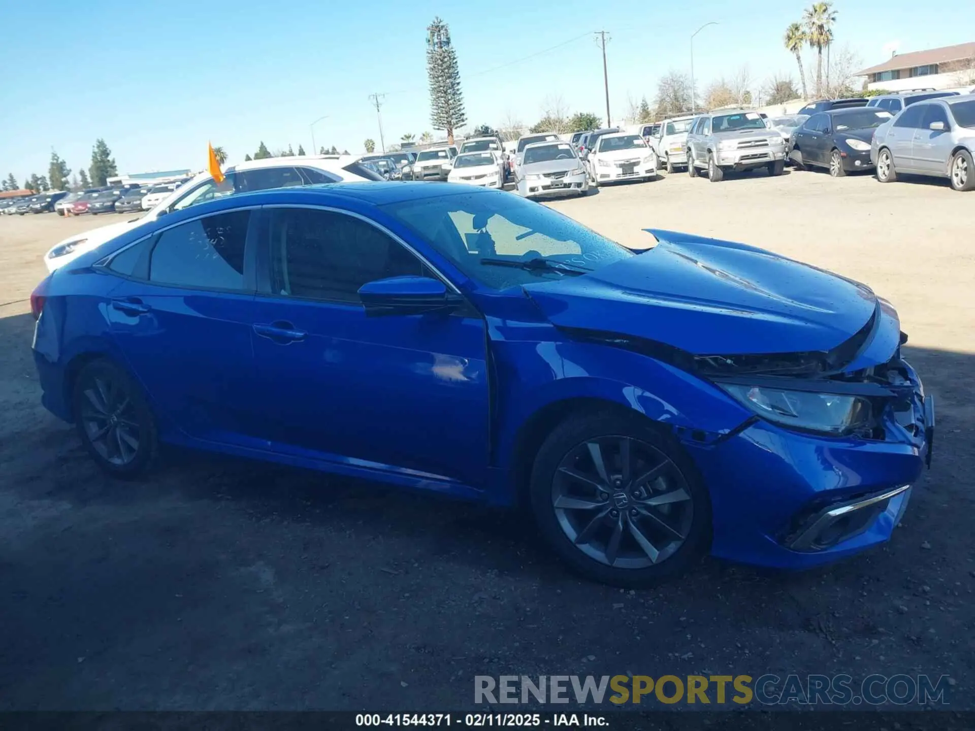 13 fotografías del automóvil dañado 19XFC1F33ME207410 HONDA CIVIC 2021