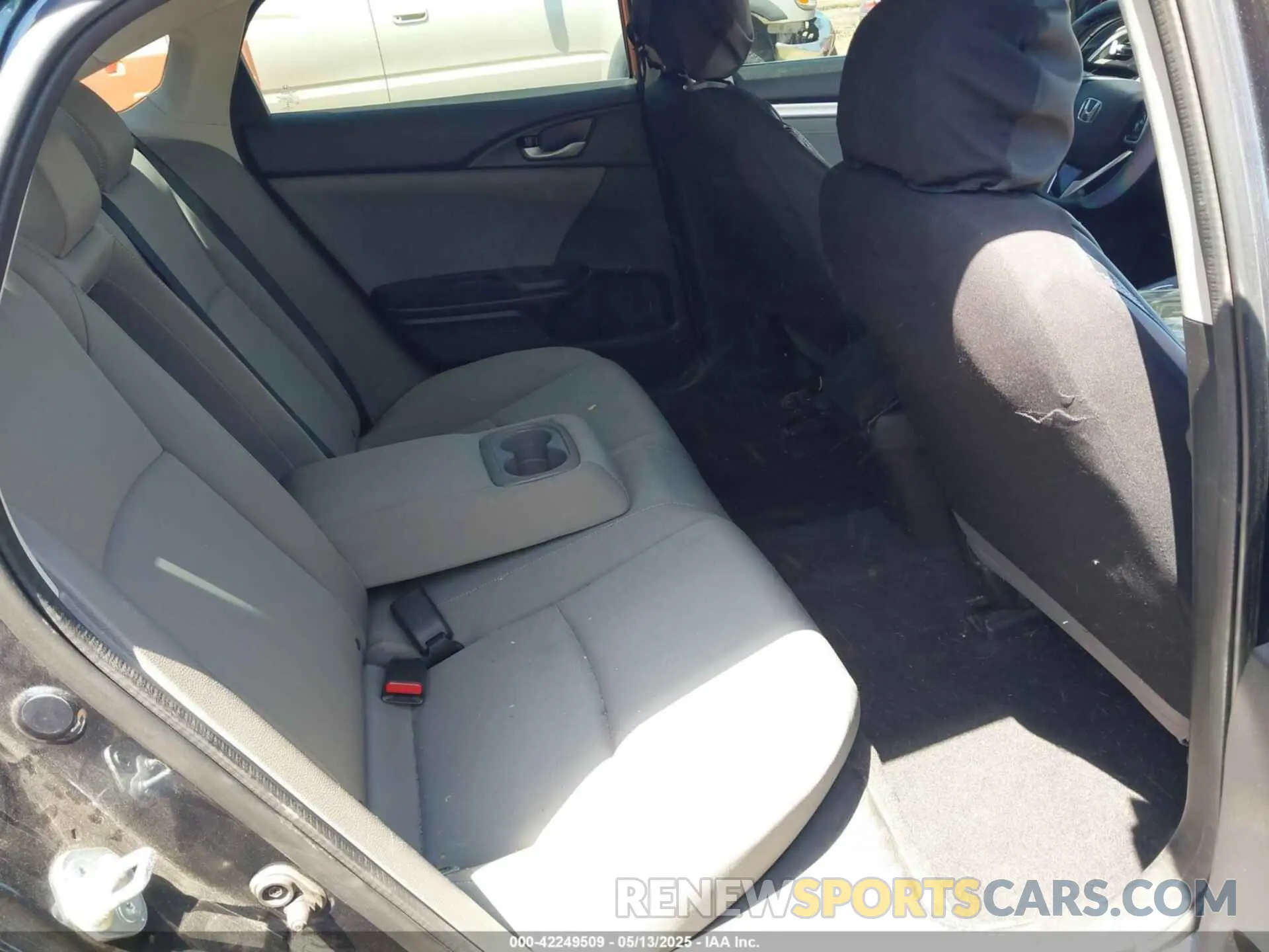 8 fotografías del automóvil dañado 19XFC1F36ME001577 HONDA CIVIC 2021