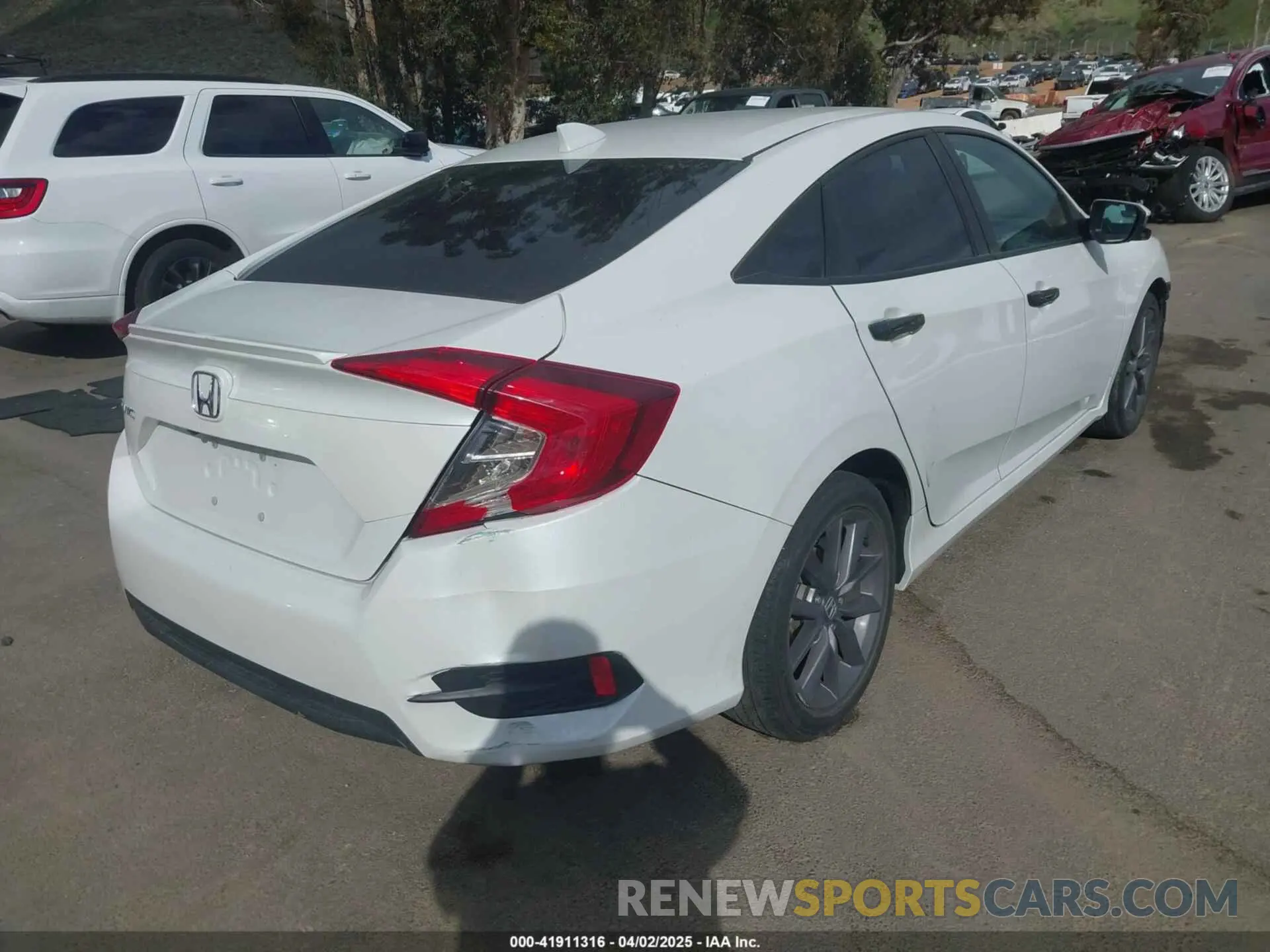 4 fotografías del automóvil dañado 19XFC1F37ME208768 HONDA CIVIC 2021