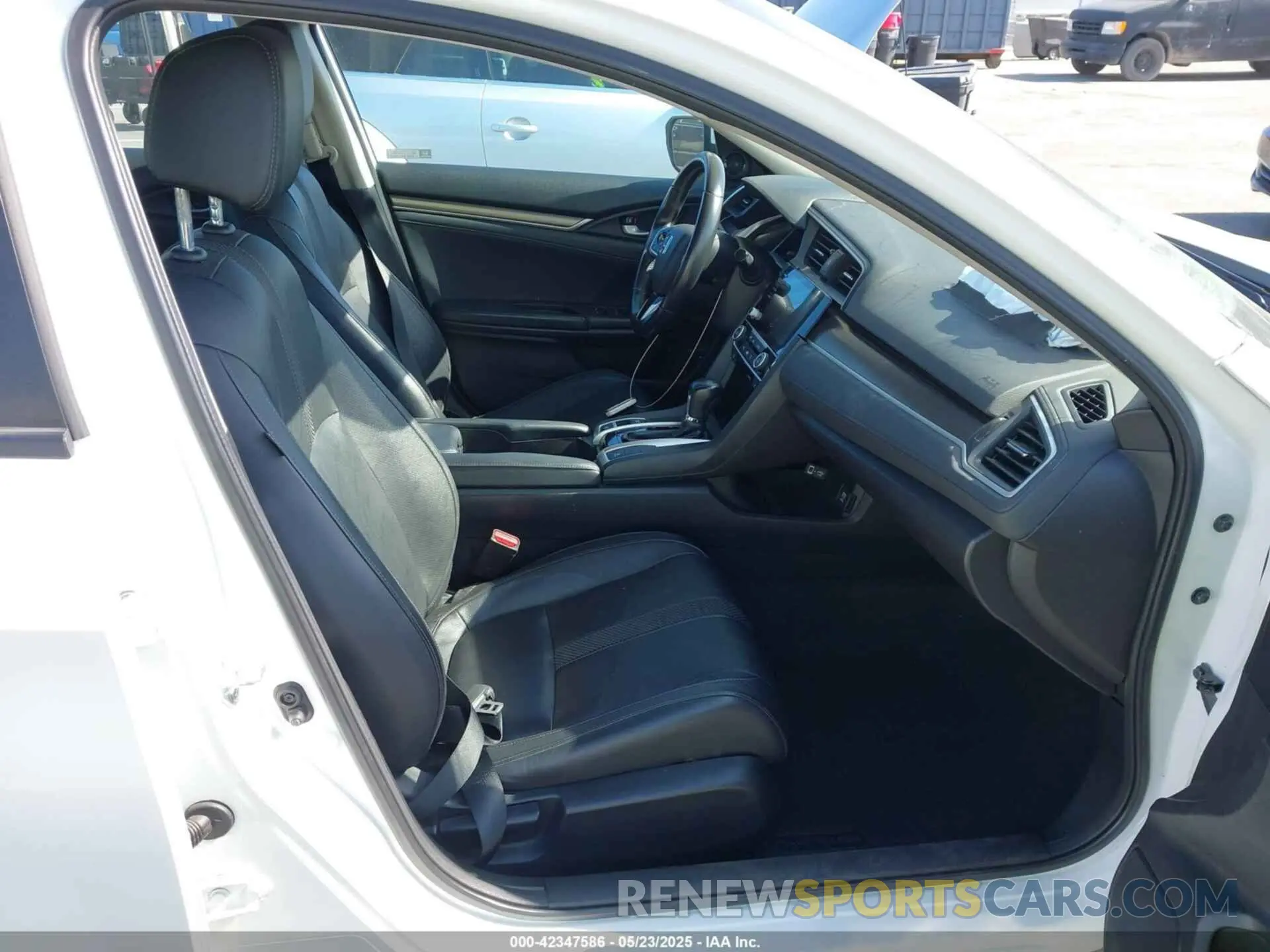 5 fotografías del automóvil dañado 19XFC1F73ME202145 HONDA CIVIC 2021