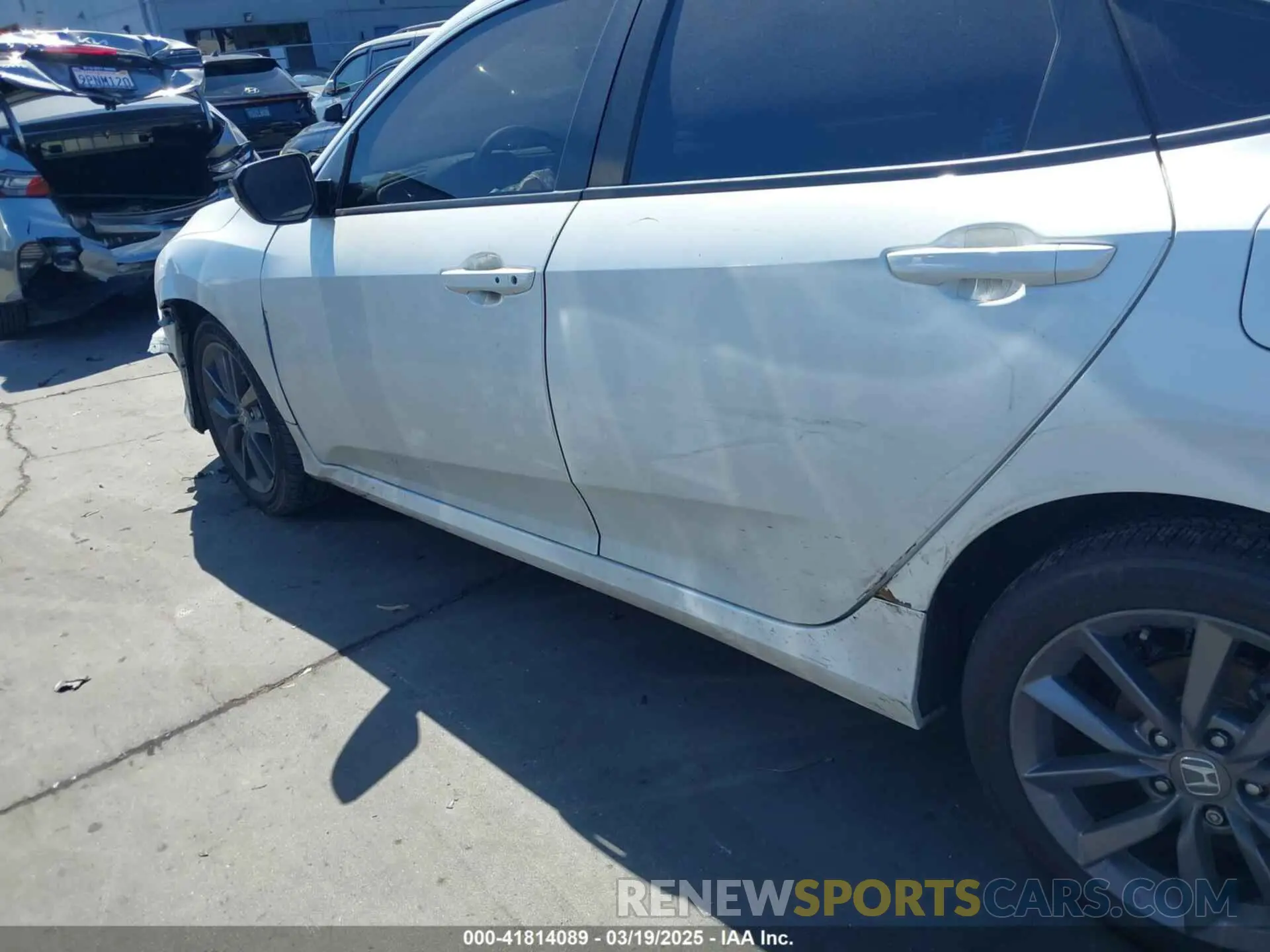 14 fotografías del automóvil dañado 19XFC1F79ME209522 HONDA CIVIC 2021