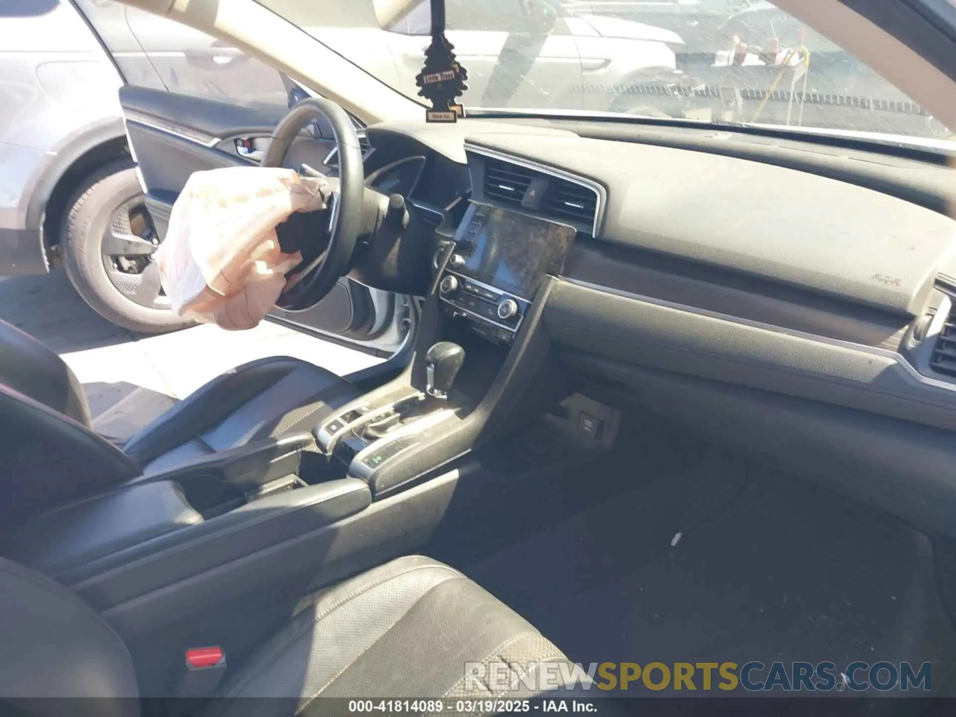5 fotografías del automóvil dañado 19XFC1F79ME209522 HONDA CIVIC 2021