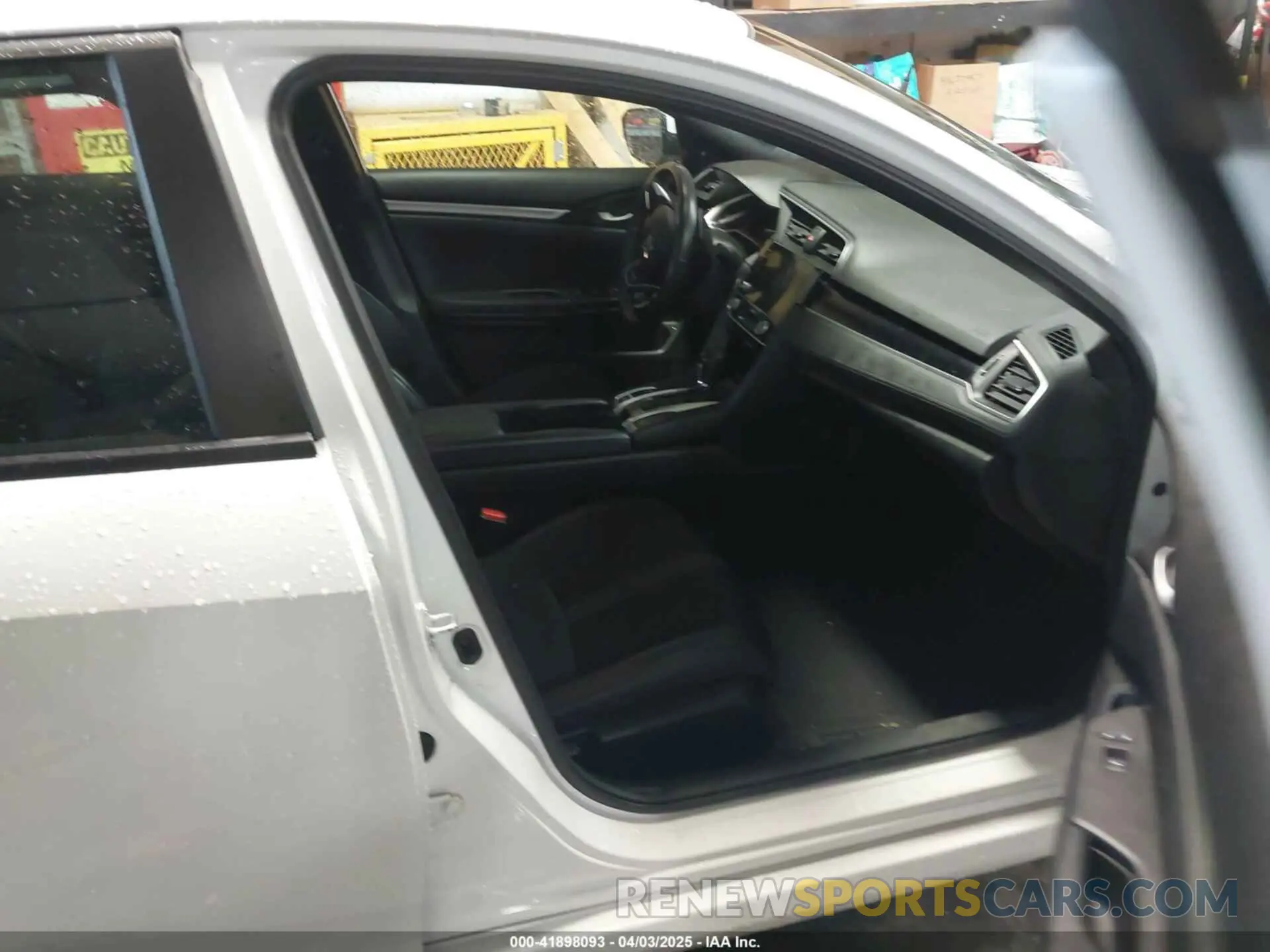5 fotografías del automóvil dañado 19XFC2F88ME001825 HONDA CIVIC 2021