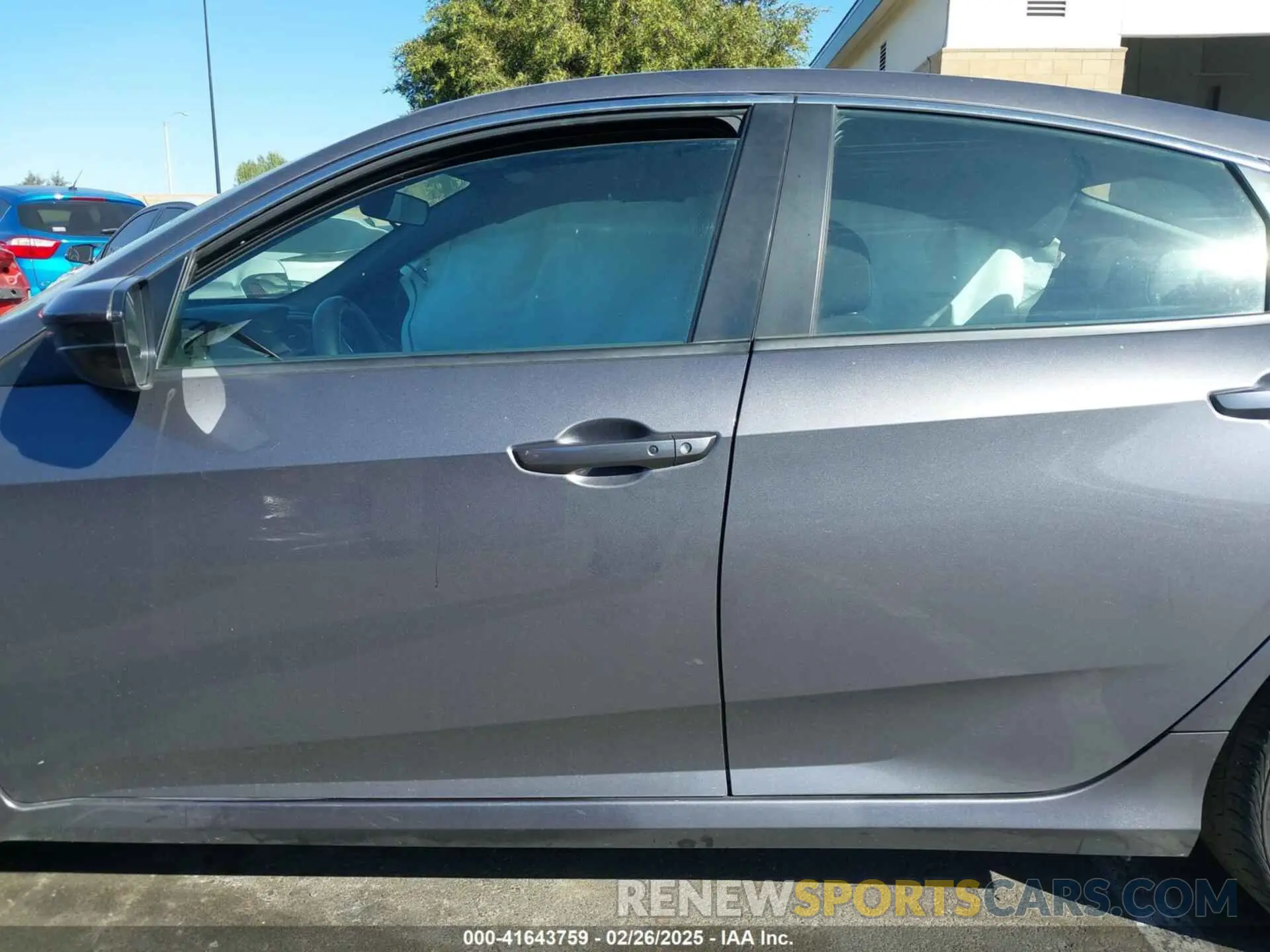 14 fotografías del automóvil dañado 19XFC2F88ME201751 HONDA CIVIC 2021