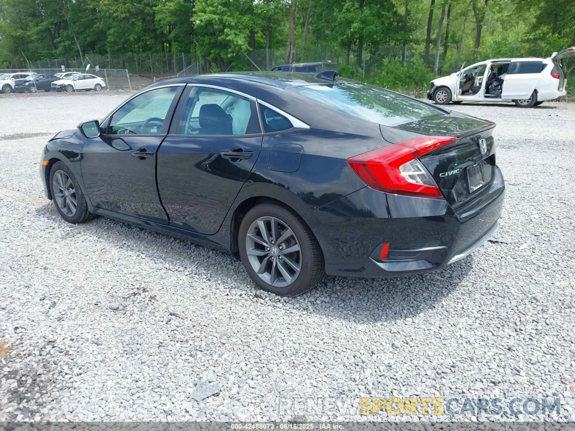 3 fotografías del automóvil dañado 2HGFC1F33MH704284 HONDA CIVIC 2021