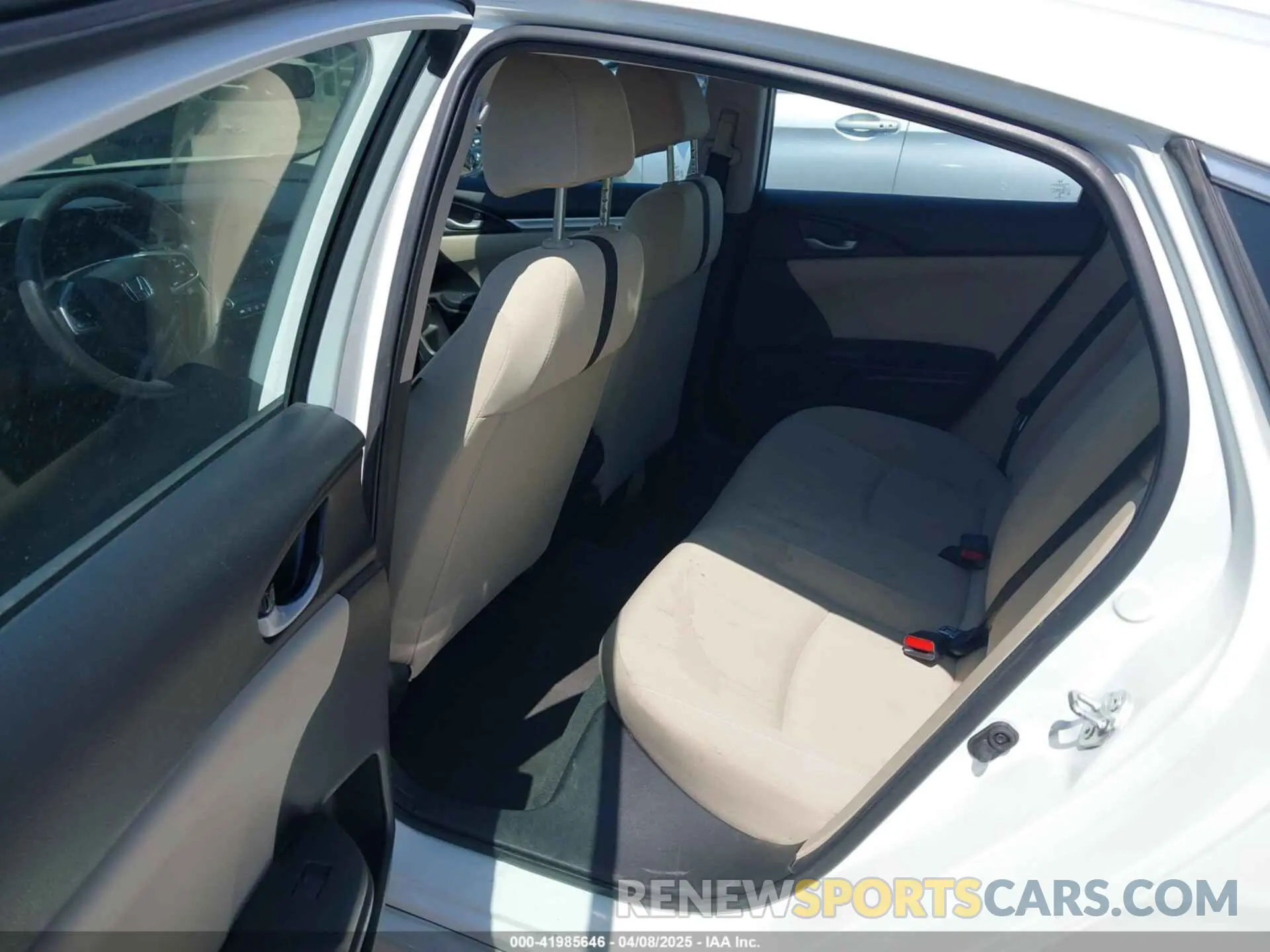 8 fotografías del automóvil dañado 2HGFC2F61MH556913 HONDA CIVIC 2021
