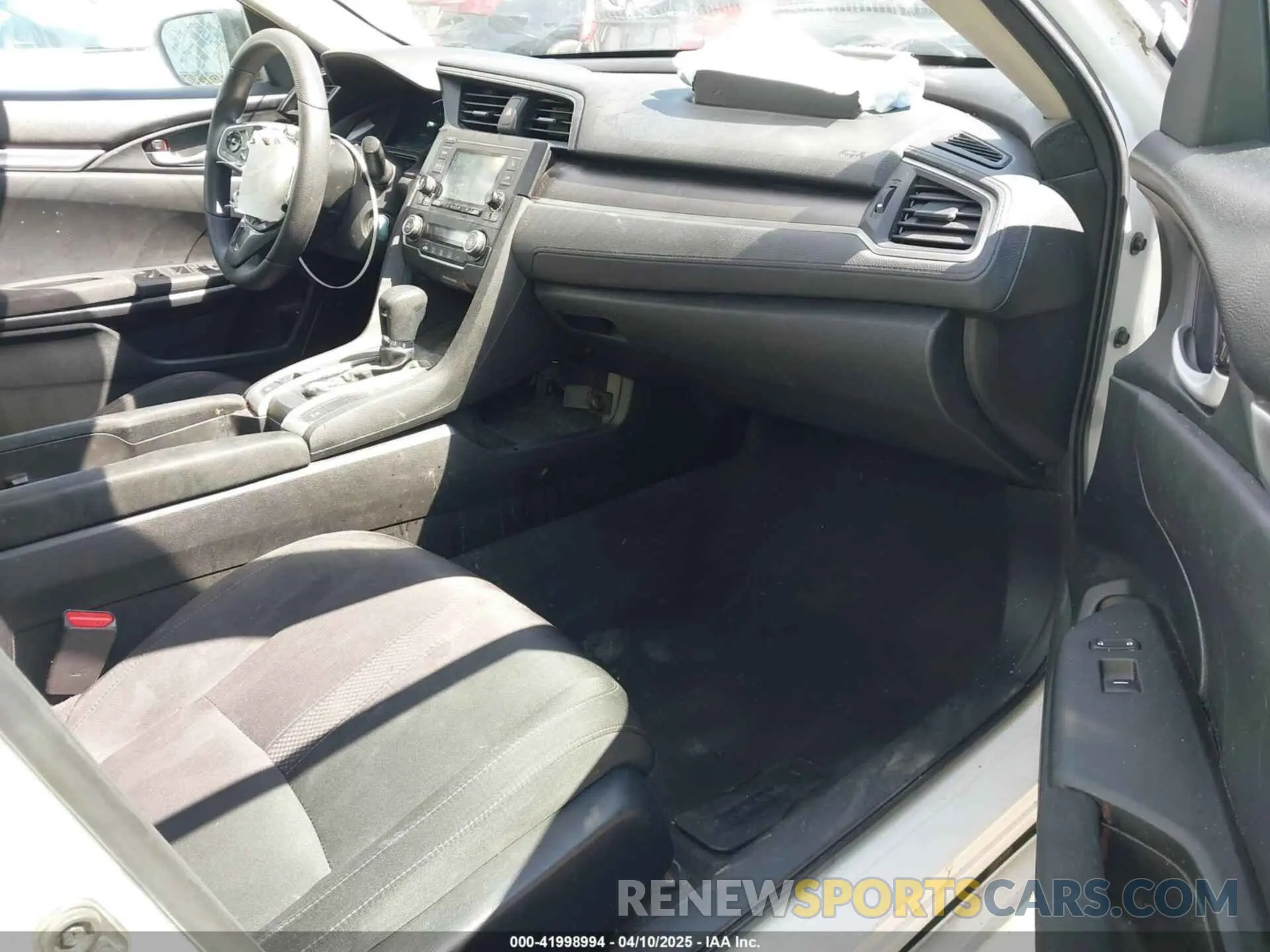 5 fotografías del automóvil dañado 2HGFC2F63MH528644 HONDA CIVIC 2021