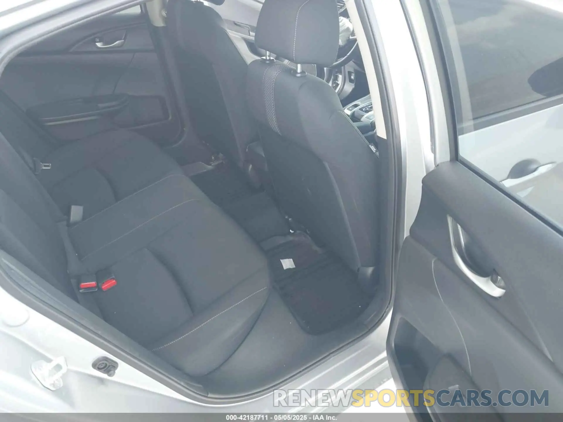 8 fotografías del automóvil dañado 2HGFC2F67MH552171 HONDA CIVIC 2021