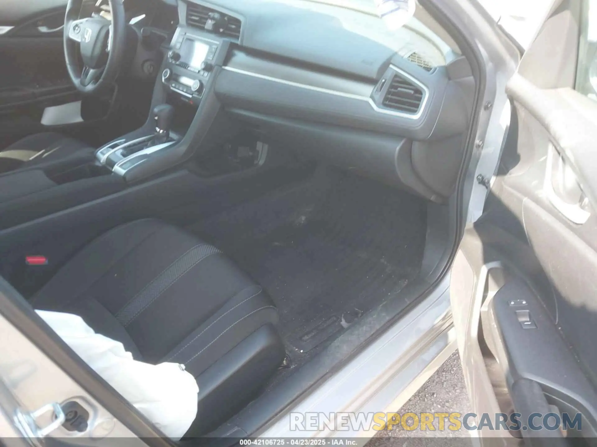 5 fotografías del automóvil dañado 2HGFC2F69MH539227 HONDA CIVIC 2021