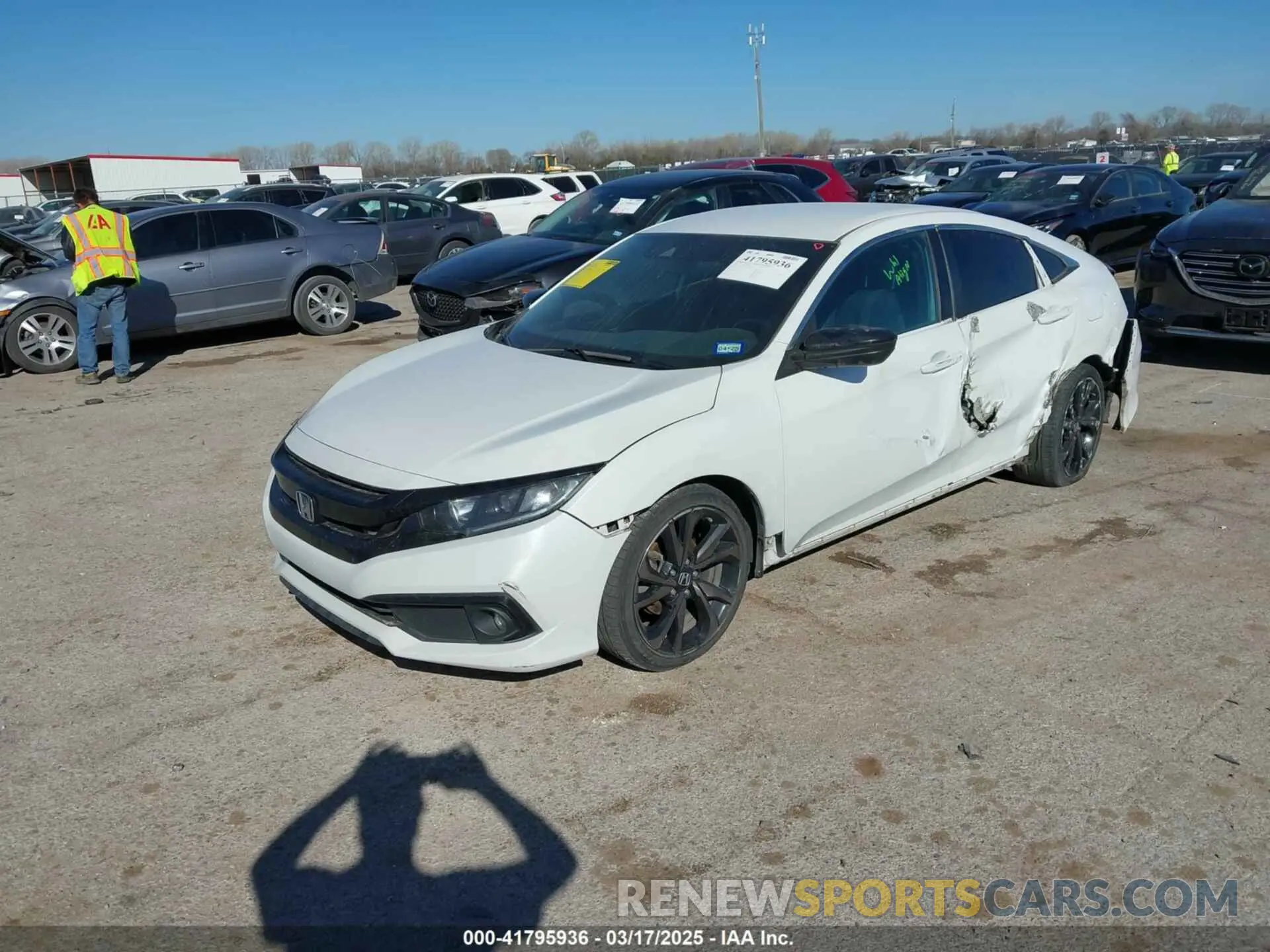 2 fotografías del automóvil dañado 2HGFC2F80MH504447 HONDA CIVIC 2021