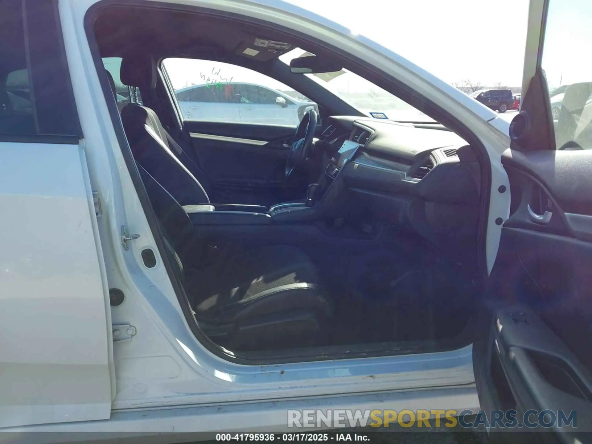 5 fotografías del automóvil dañado 2HGFC2F80MH504447 HONDA CIVIC 2021